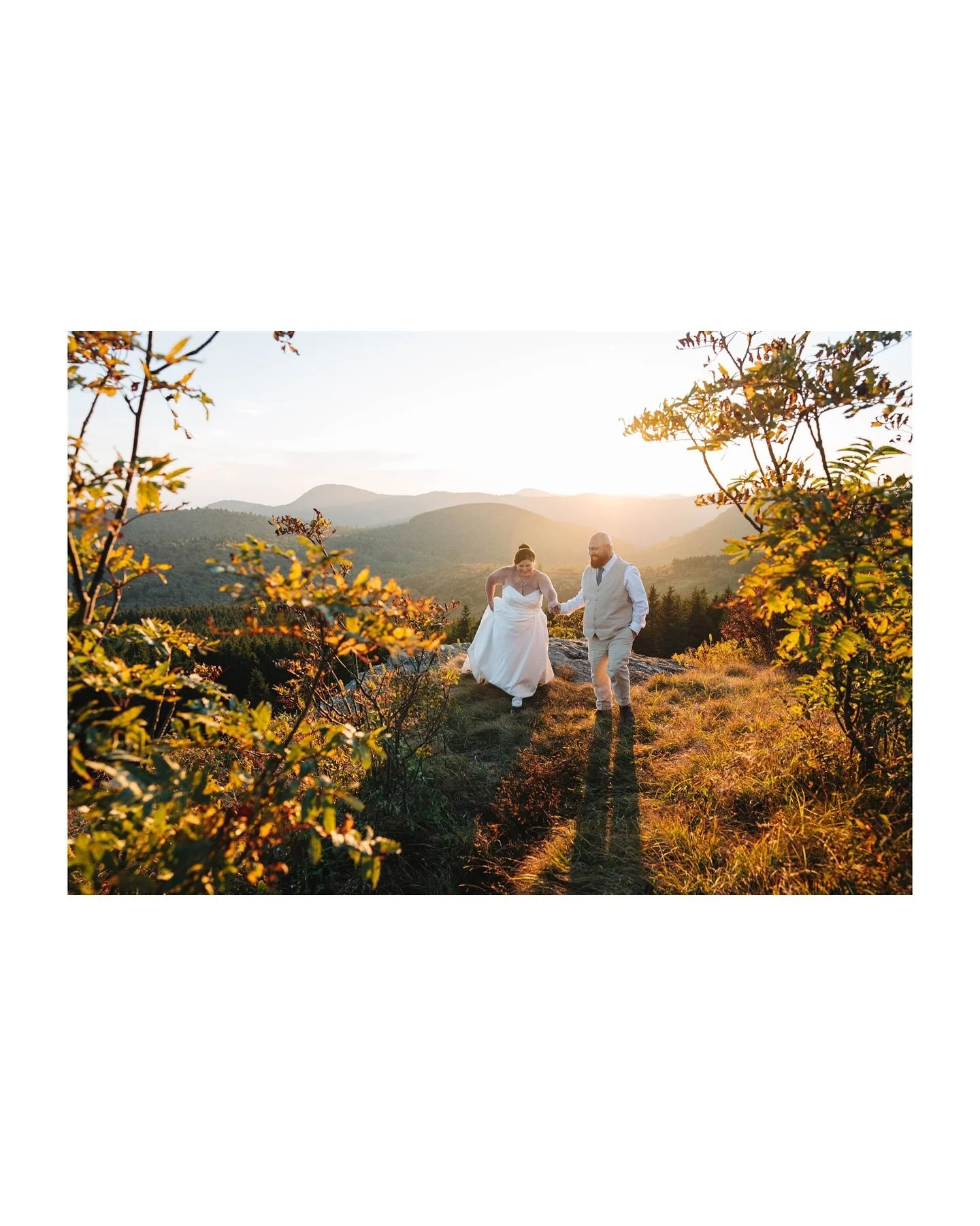 Dayna + Chris | 09.17.25

D + C started their day in a quiet log cabin near #LakeJunaluska, shared a first look, stopped by a fall-colored waterfall, and ended with a sunset summit ceremony alongside their daughter. Simple, calm, and full of the kind