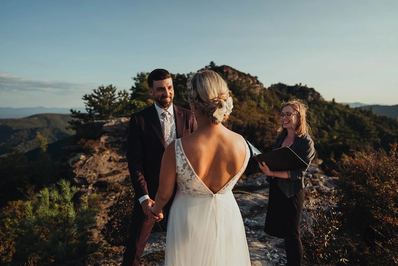How to Find an Officiant for Your Asheville Elopement