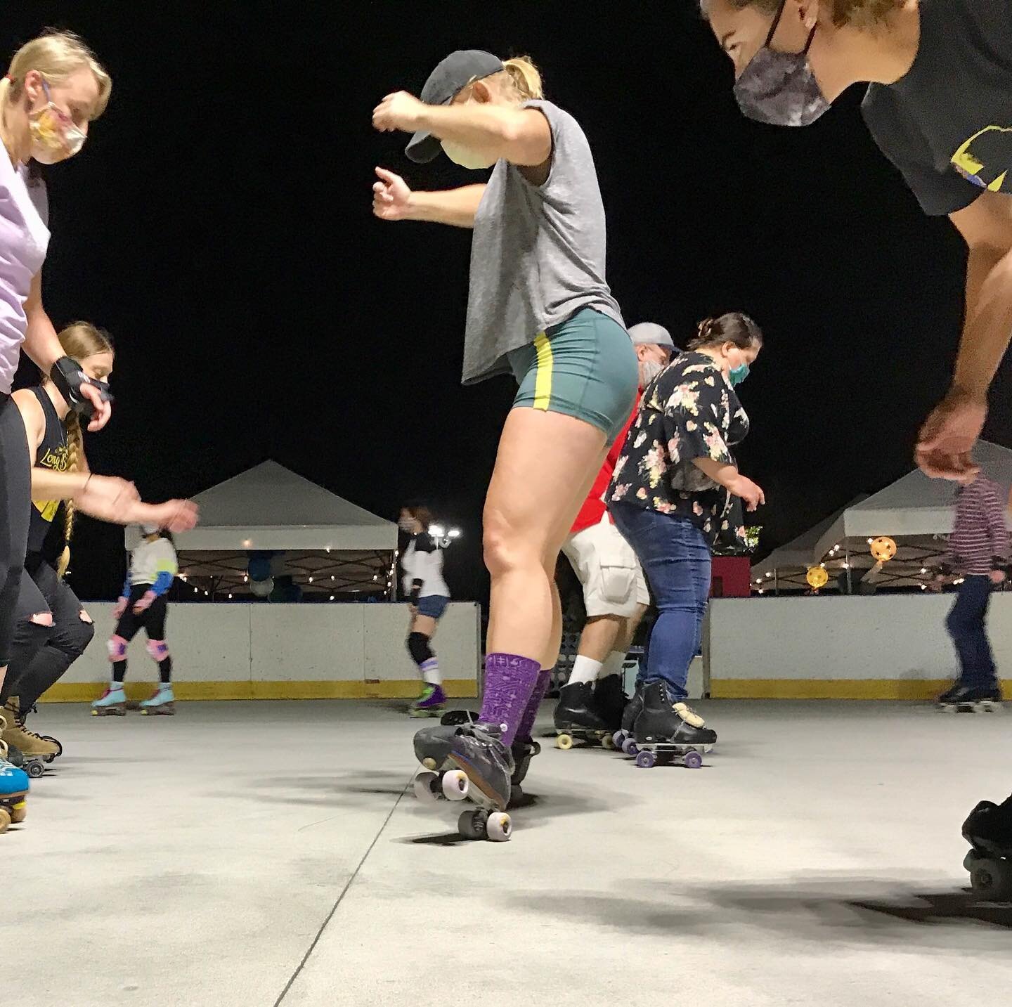 Tonight at 6:00 Emily @oops.rupes is teaching Intermediate Dance Skating at @sandiegoderbyunited ! Get your spot at https://derbyunited.com/schedule !!