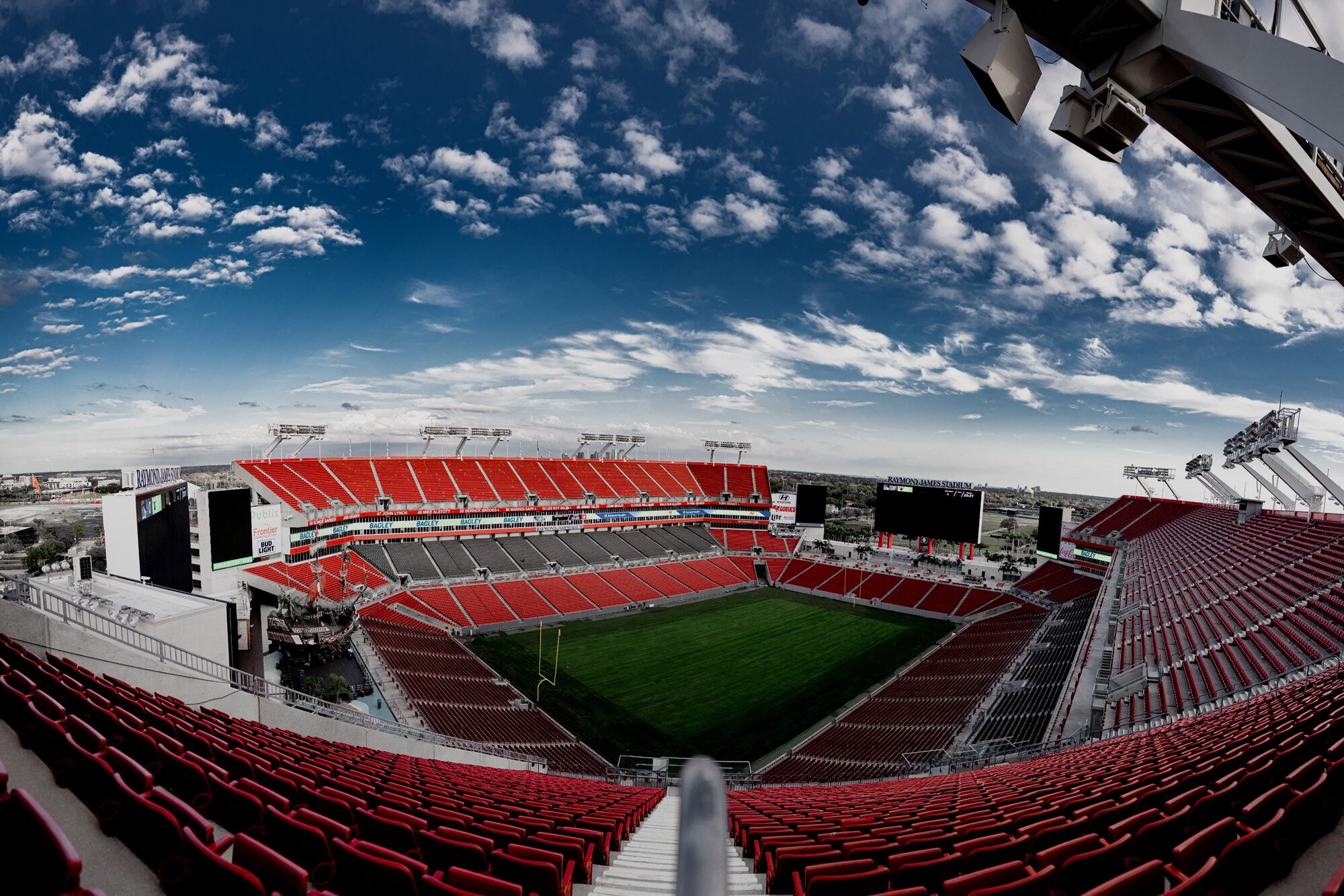 Plan Your Visit — Raymond James Stadium