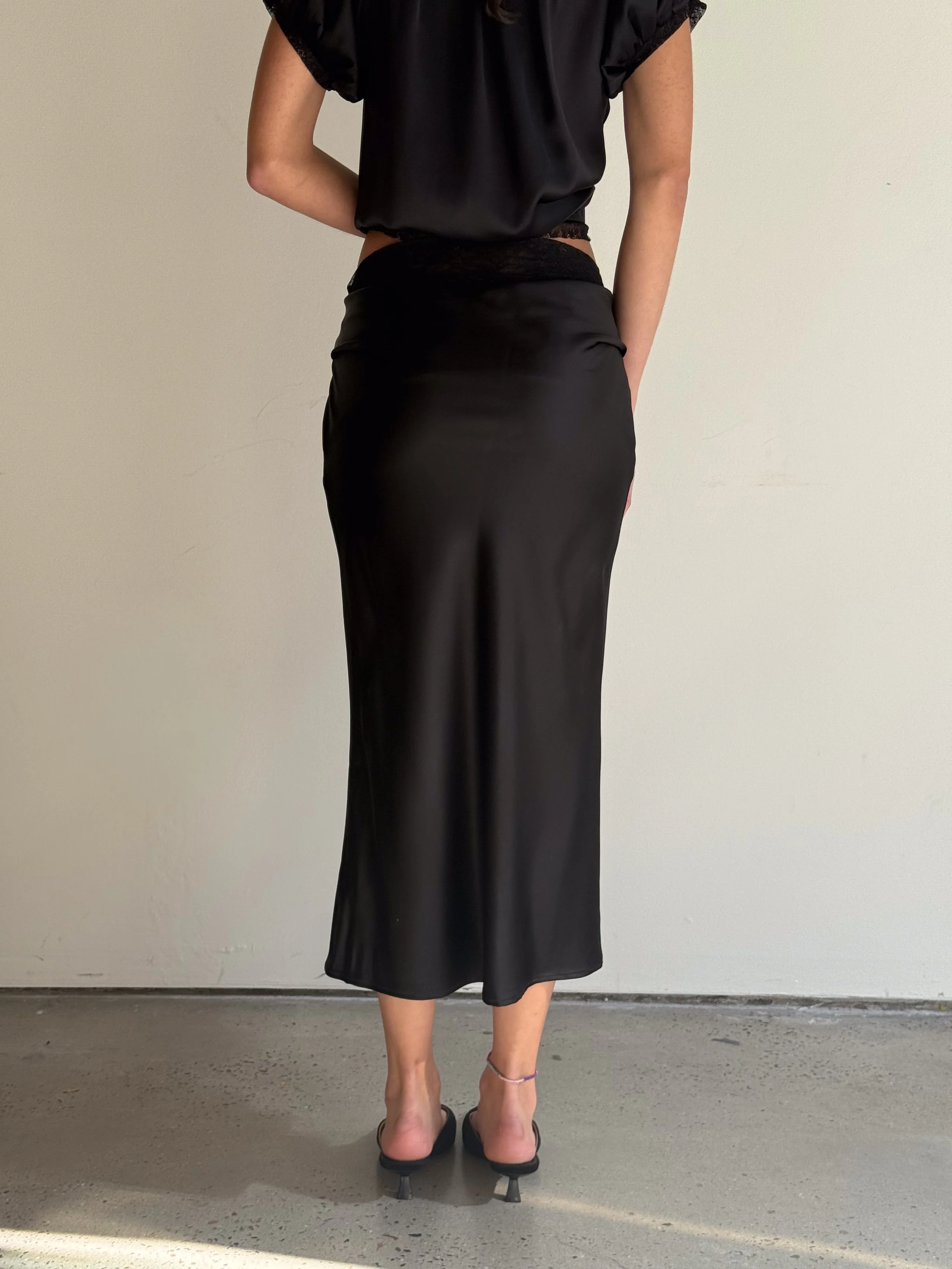 FALL LOOKBOOK '25-113.jpg