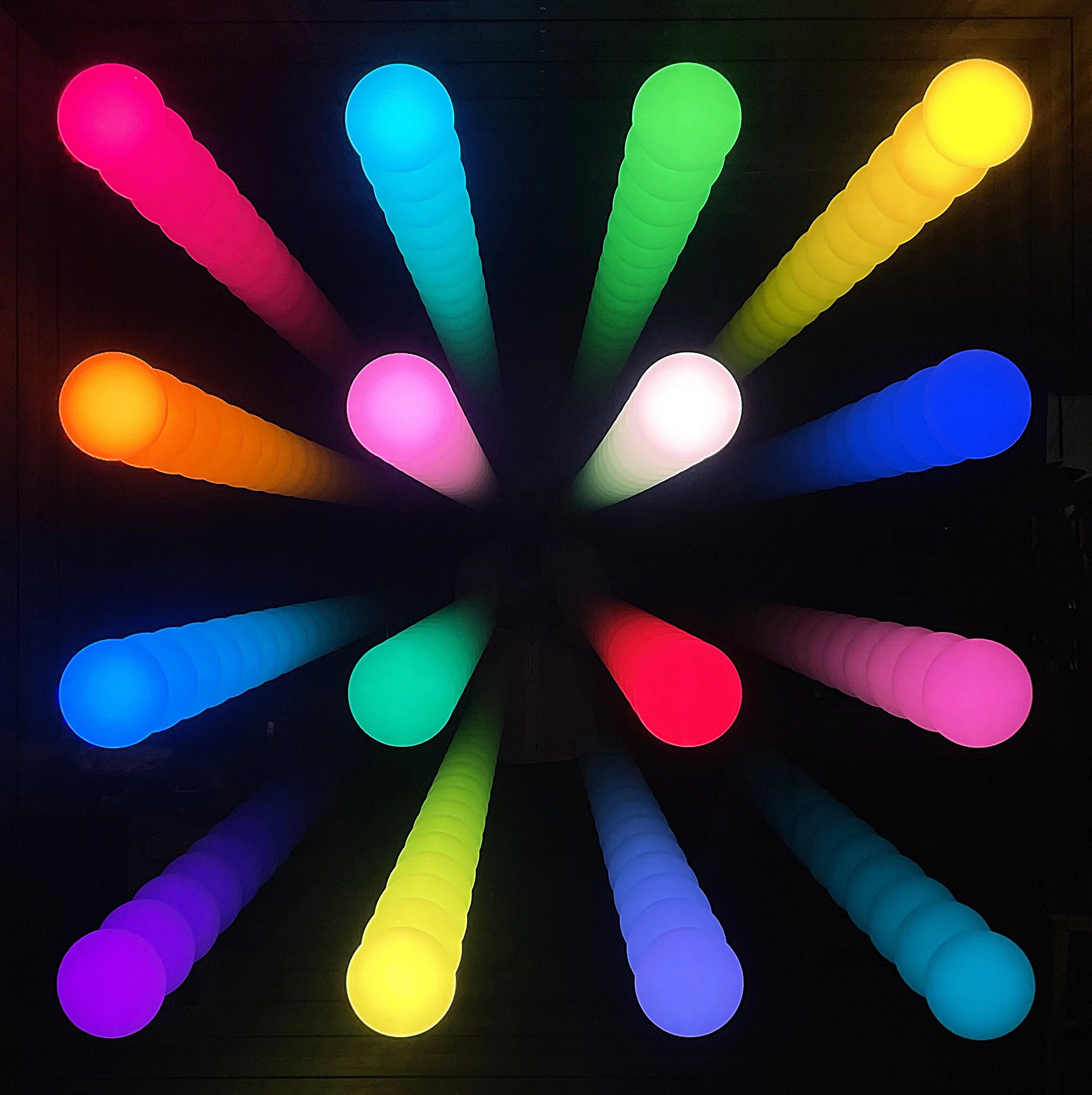 CHUL HYUN AHN "16 Dots" (2024)