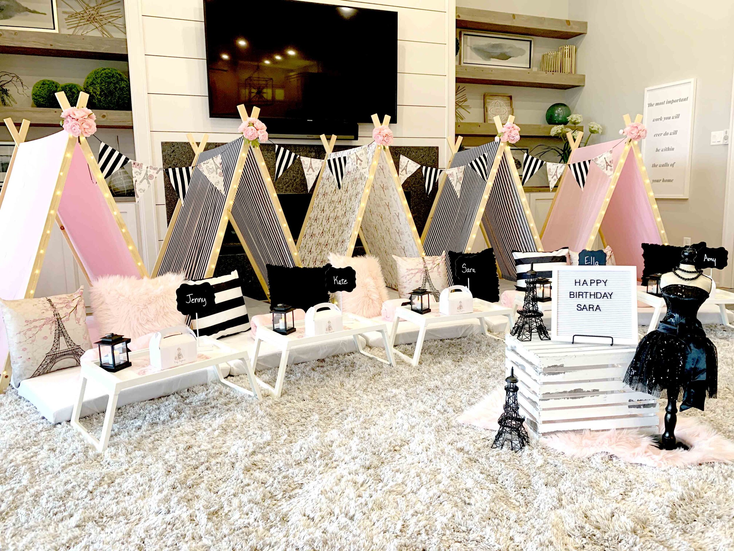 Paris - Sleepover Rentable Tents