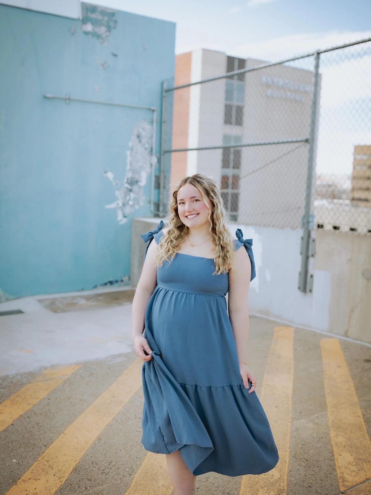 More senior pics for Paittyn 🩵 👩&zwj;🎓