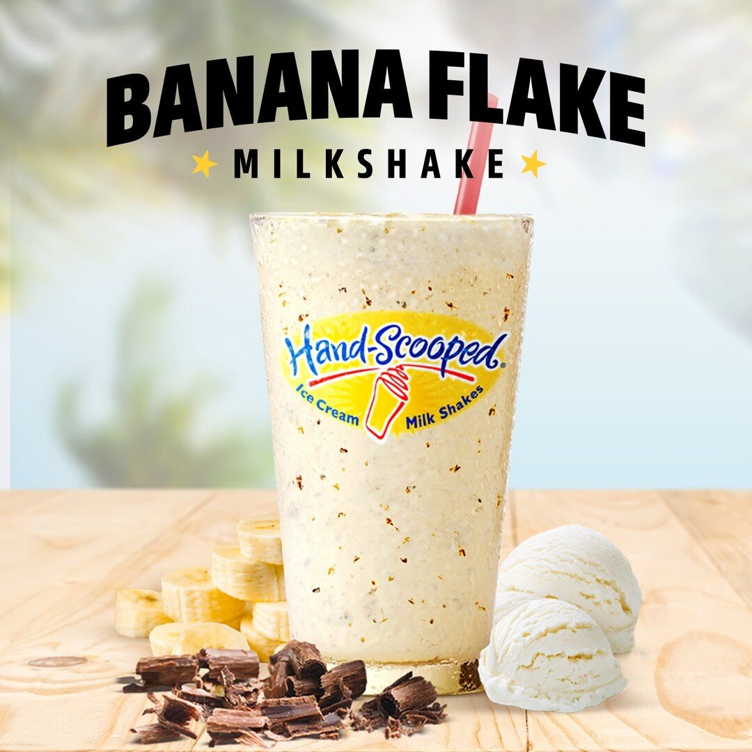 Take a niiiice big sip of ice cold banana flake goodness 🍌🍫🍨