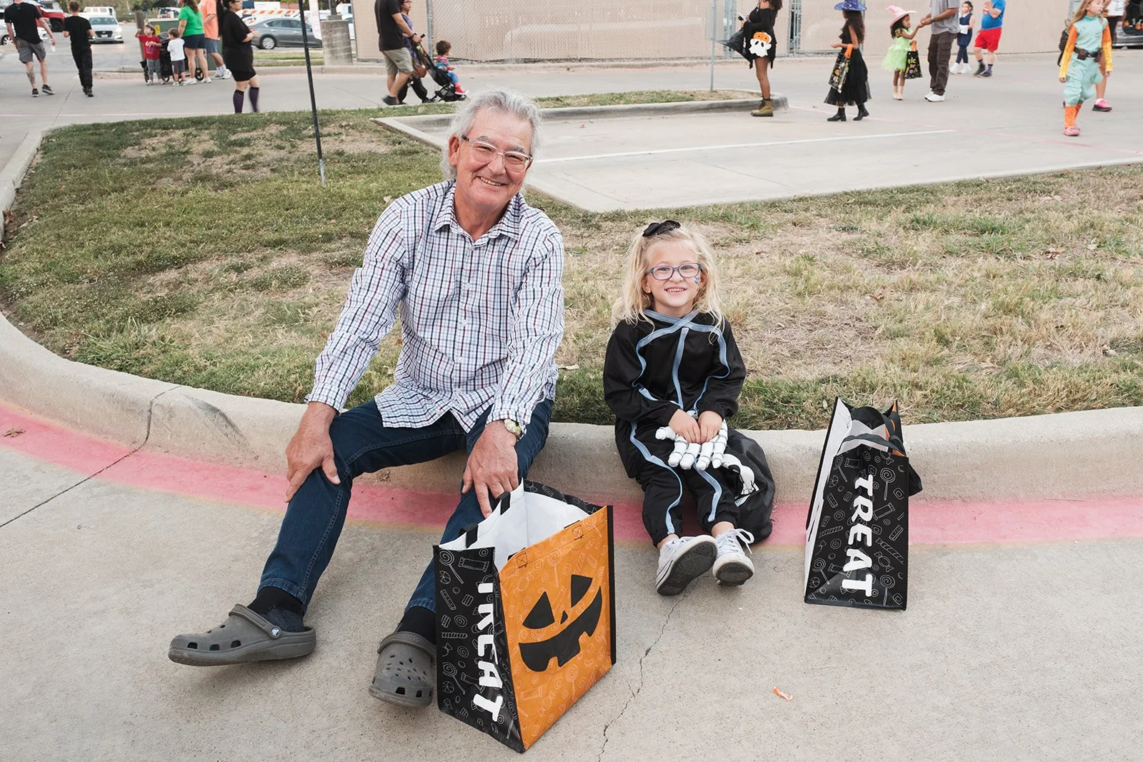 FUMCTrunkorTreat10.27.24_TrunkorTreat_LizLentzPhotography_0243.jpg