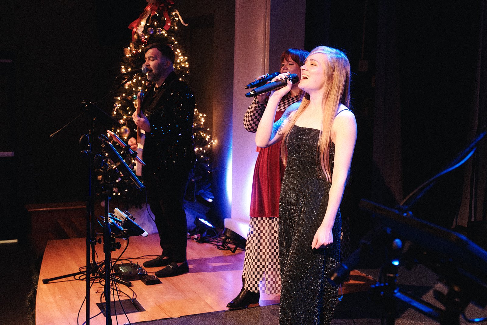 FUMCDentonModernChristmas2024_19December2024_EmilioMesaPhotography_0127.jpg