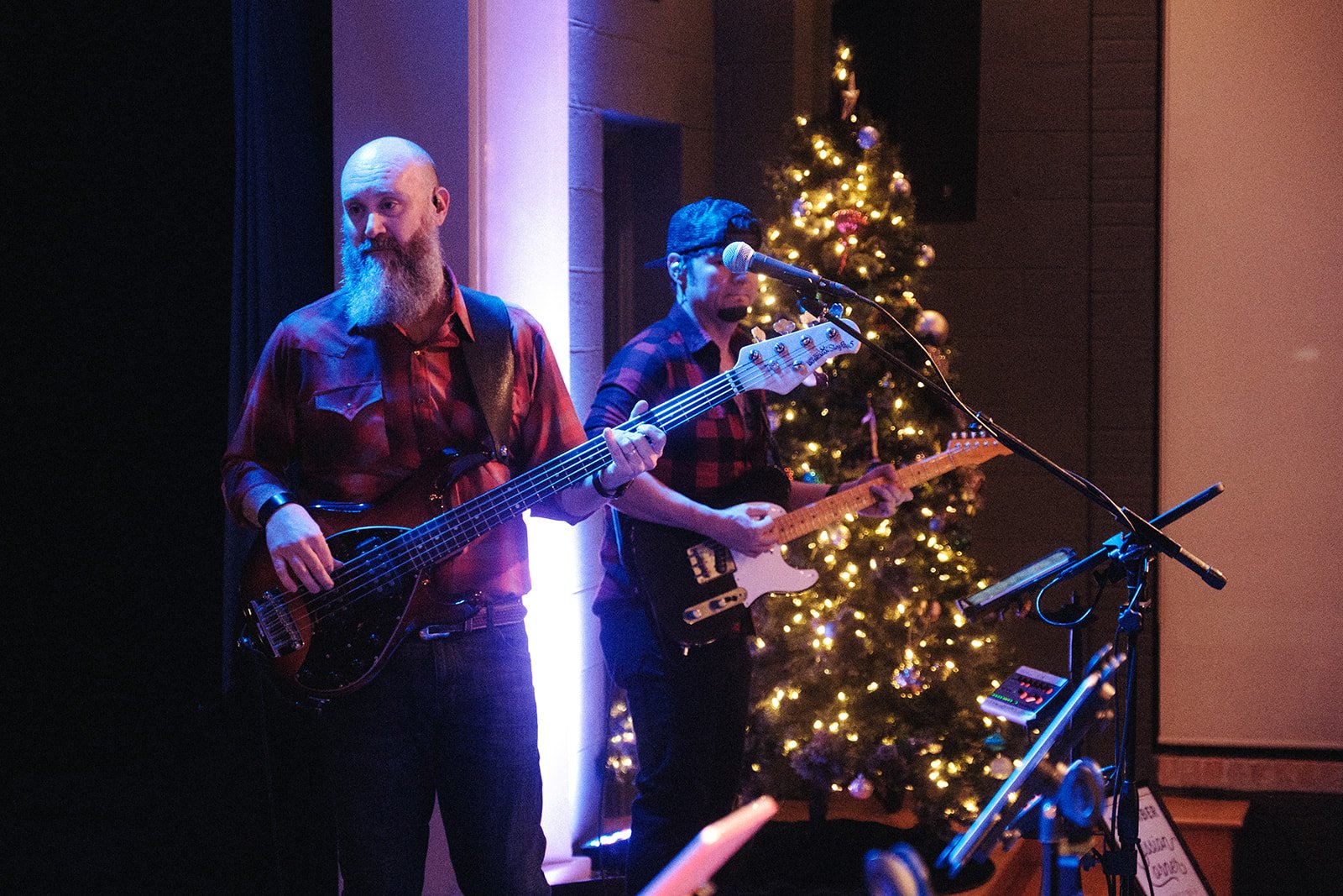 FUMCDentonModernChristmas2024_19December2024_EmilioMesaPhotography_0087.jpg