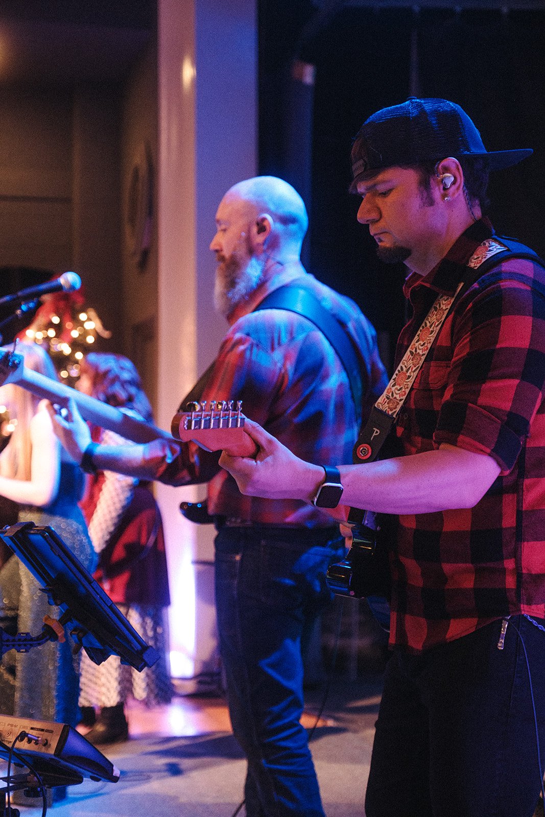 FUMCDentonModernChristmas2024_19December2024_EmilioMesaPhotography_0075.jpg