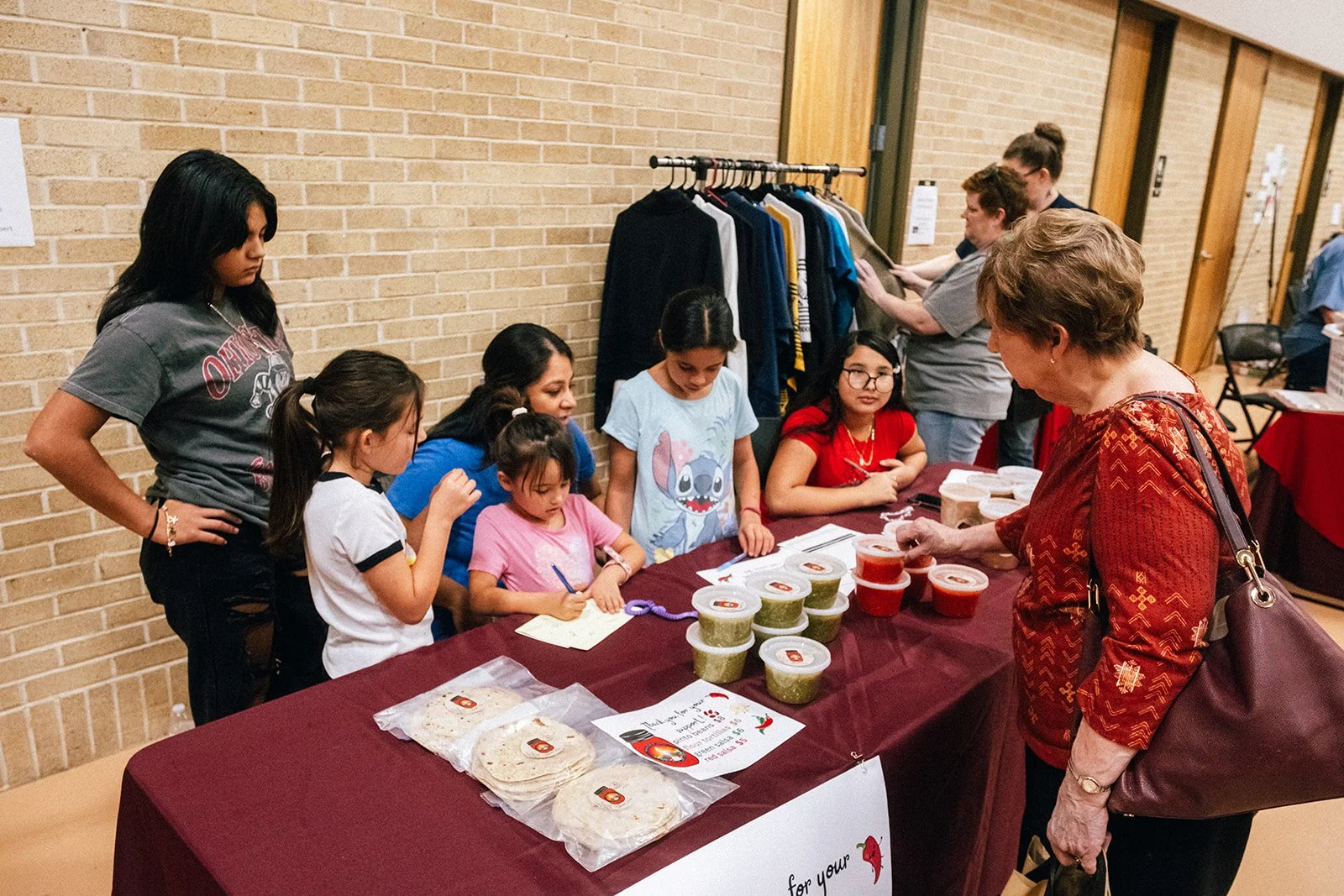 FUMCDentonAlternativeGiftsFair2025_7November2025_EmilioMesaPhotography_0045.jpg