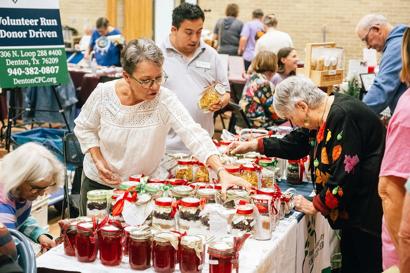 FUMCDentonAlternativeGiftsFair2025_7November2025_EmilioMesaPhotography_0055.jpg