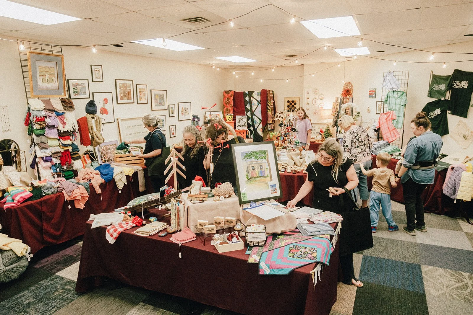 FUMCDentonAlternativeGiftsFair2025_7November2025_EmilioMesaPhotography_0034.jpg