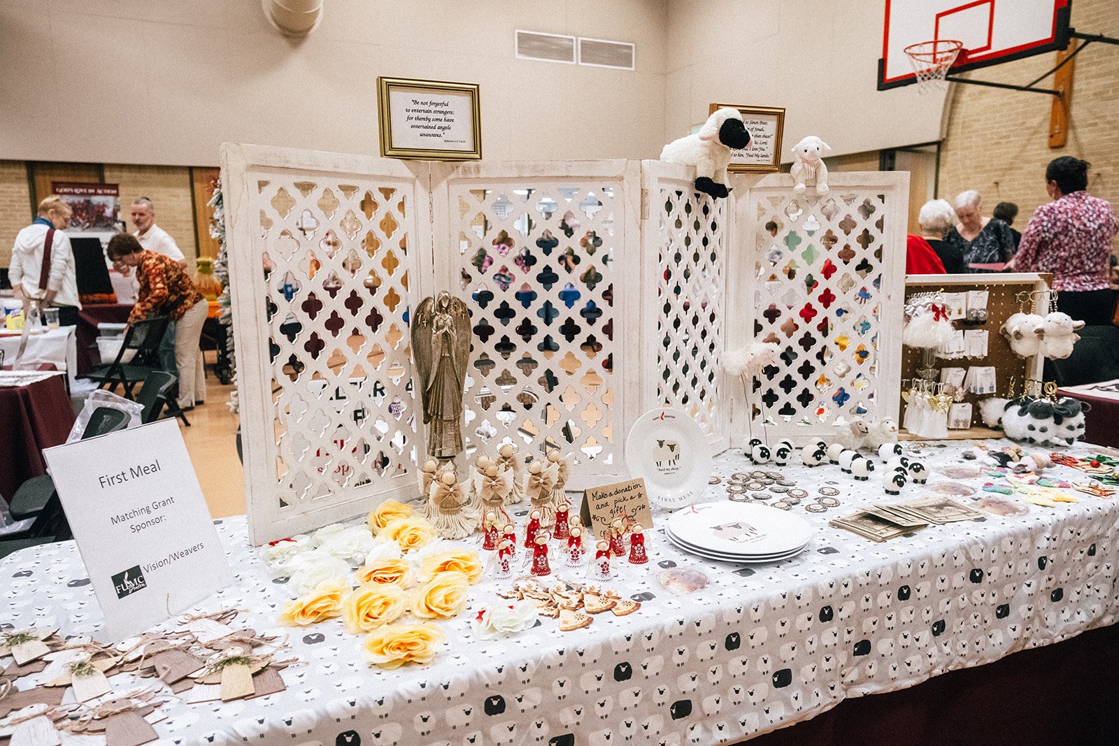 FUMCDentonAlternativeGiftsFair2025_7November2025_EmilioMesaPhotography_0025.jpg
