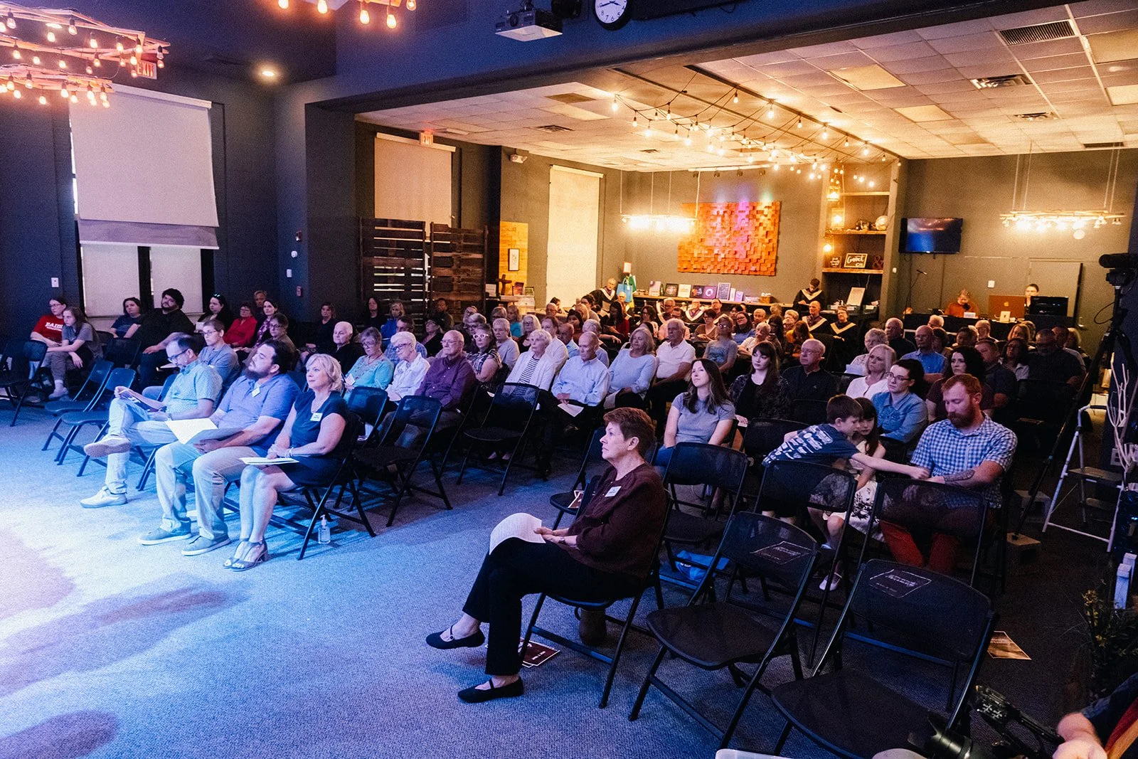 FUMCDentonMaundyThursday_Worship_EmilioMesaPhotography_0126.jpg
