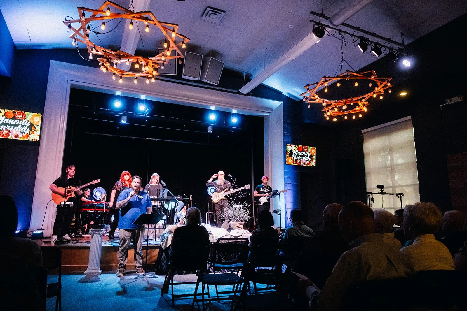 FUMCDentonMaundyThursday_Worship_EmilioMesaPhotography_0074.jpg