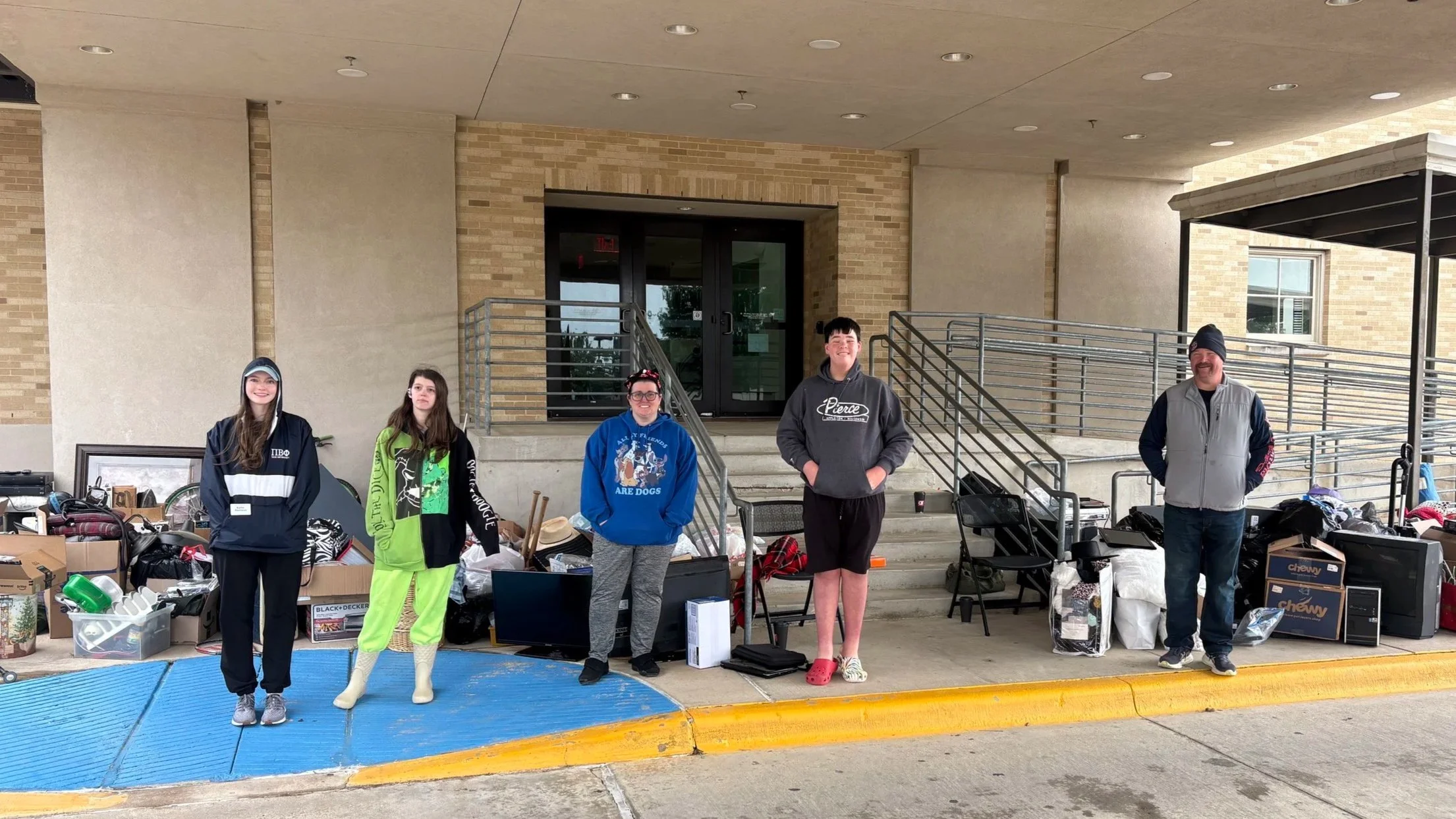 Recycling Fundraiser Raises $601 for Youth Ministry!