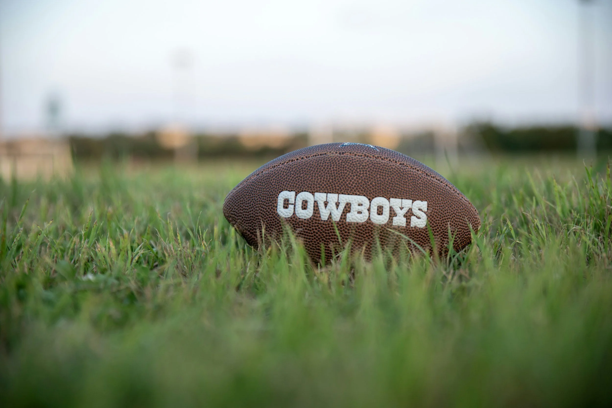 Guys' Night Cowboys Watch Party
