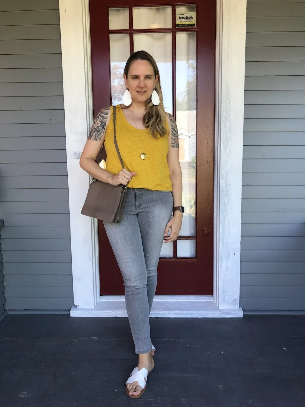 Style a Mustard Top: 6 Outfit Ideas 