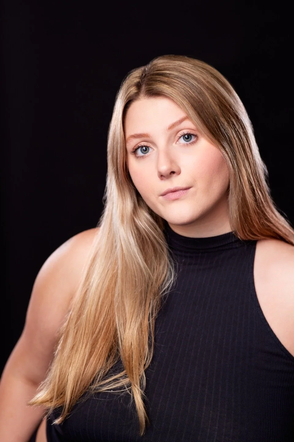 Rochefort-Chloe-Headshot - Chloe Rochefort.JPG