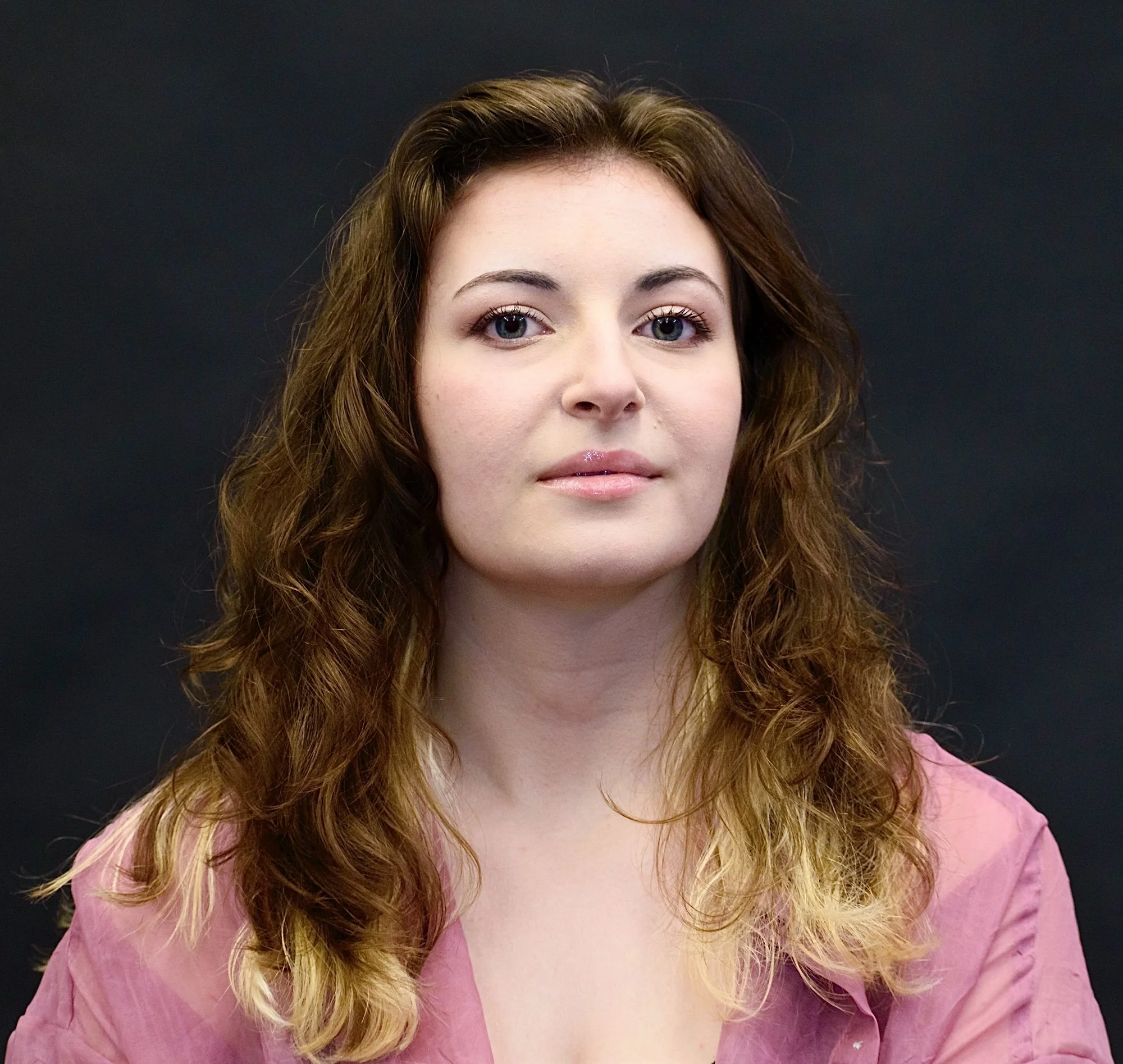 Lewis-Victoria-Headshot - Tori Lewis.jpg