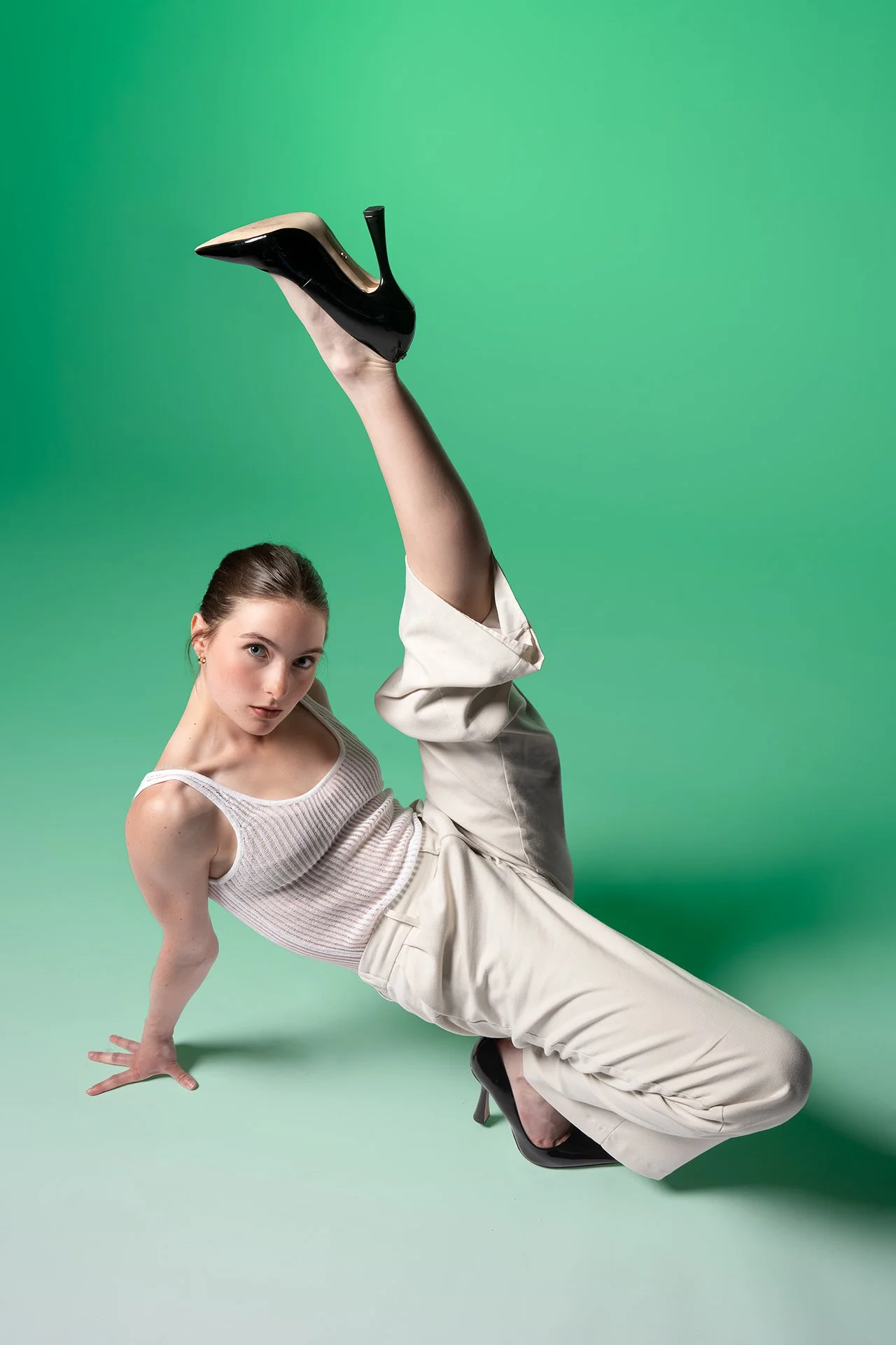 Bella Nixon of Eisenhower Dance Detroit by Allison Armfield, Michigan Dance Photographer, Detroit Dance Photographer