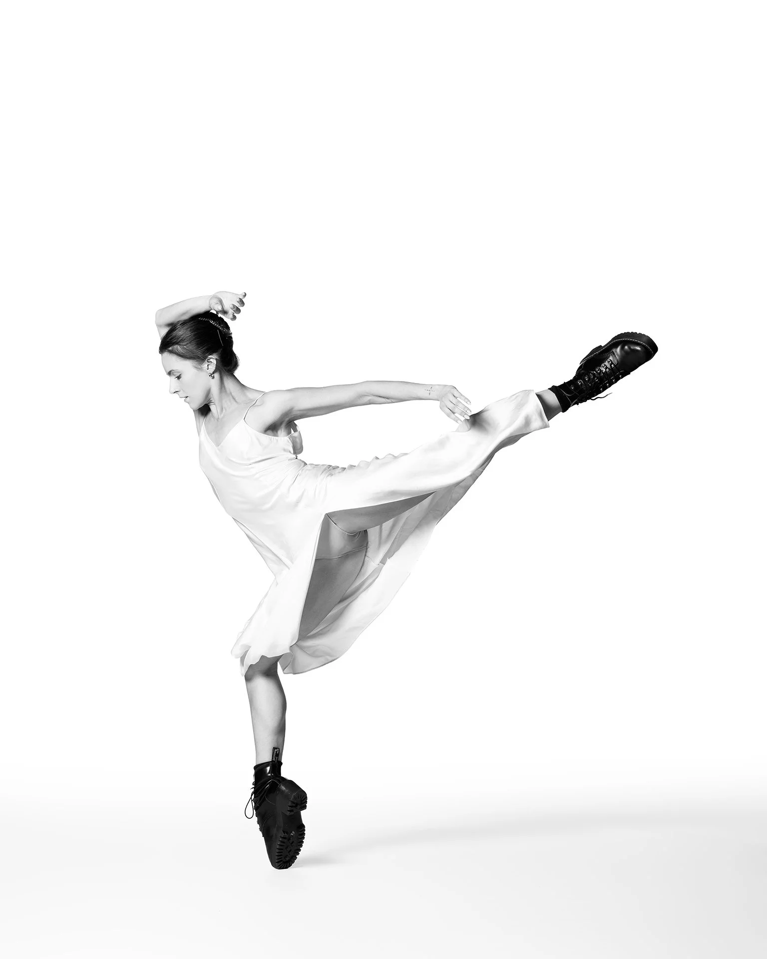 Isabella Marina Varon of Eisenhower Dance Detroit by Allison Armfield, Michigan Dance Photographer, Detroit Dance Photographer