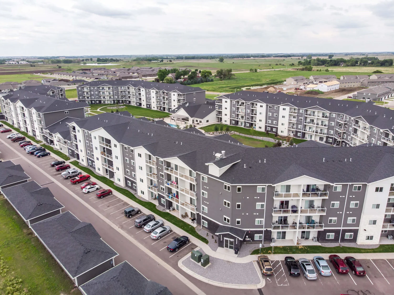 Graystone Heights by Paradigm Construction