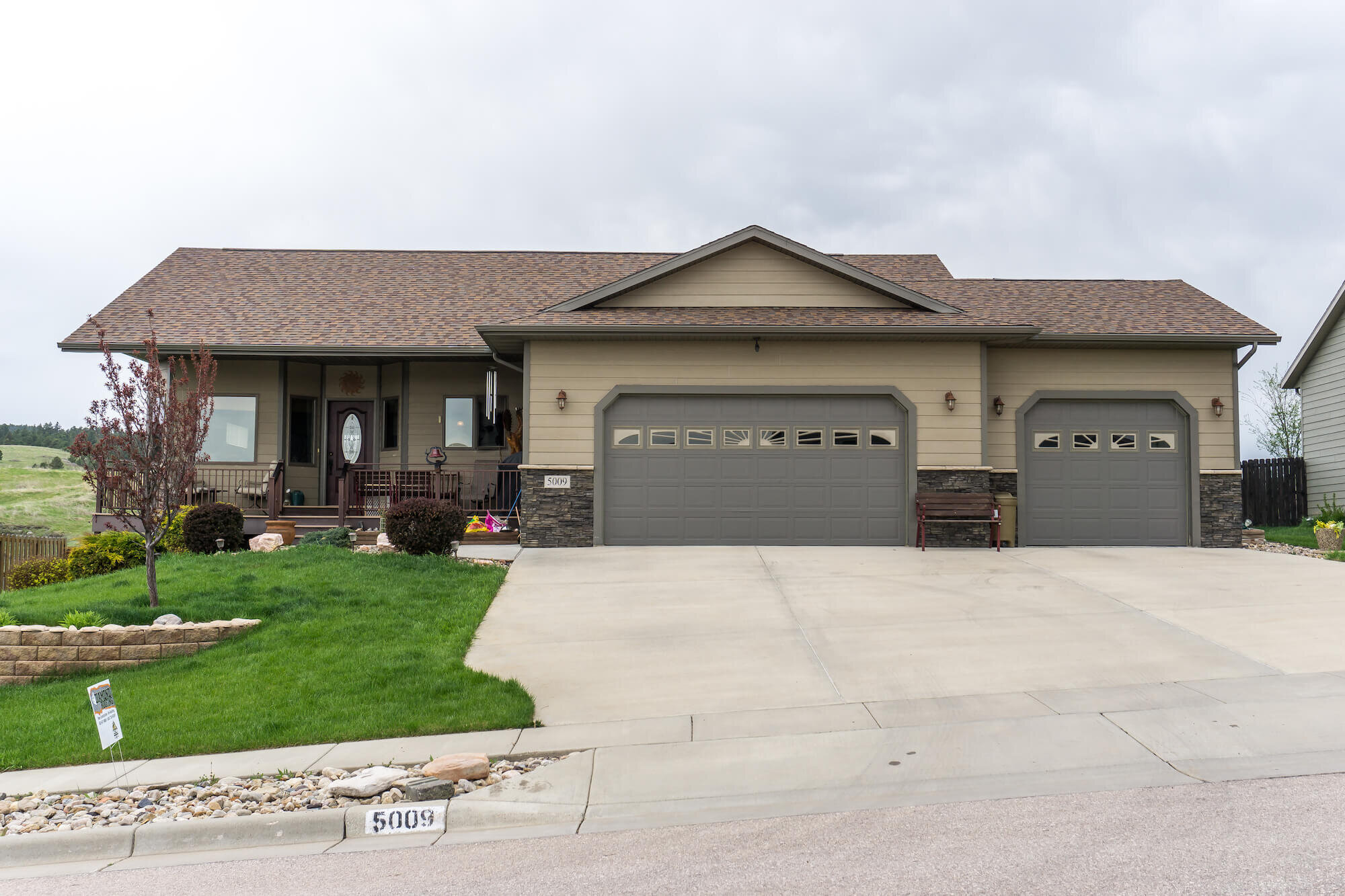 2019-5-16+Diamond+Roofing+5009+Misty+Woods+Lanes+Builders+FirstSource+HQ+1.jpg