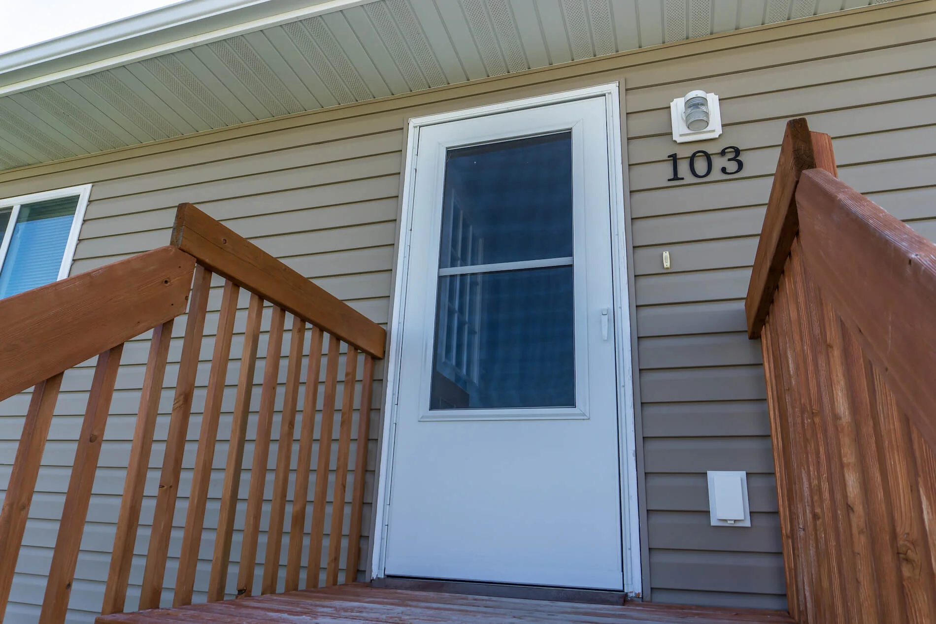 2019-4-22+Superior+Siding+Door+Install+Builders+FirstSource+Compressed+5.jpg