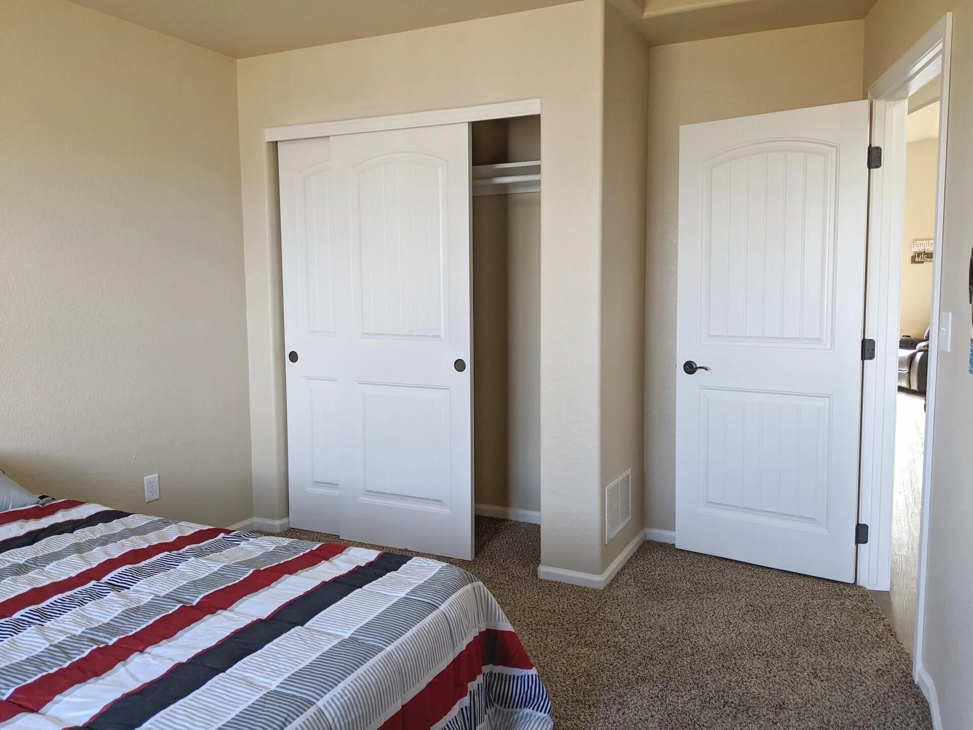2020-3-4 Hult Homes Builders FirstSource Rapid City Phone 16.jpg