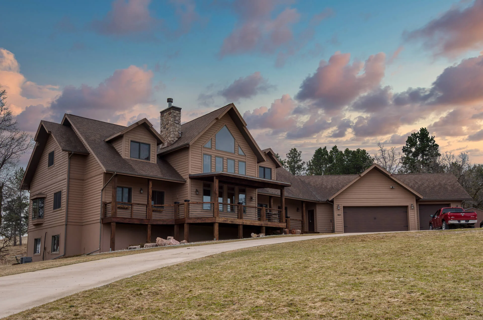 2020-3-30 Oaks Construction Front Deck Sky HQ 1.jpg