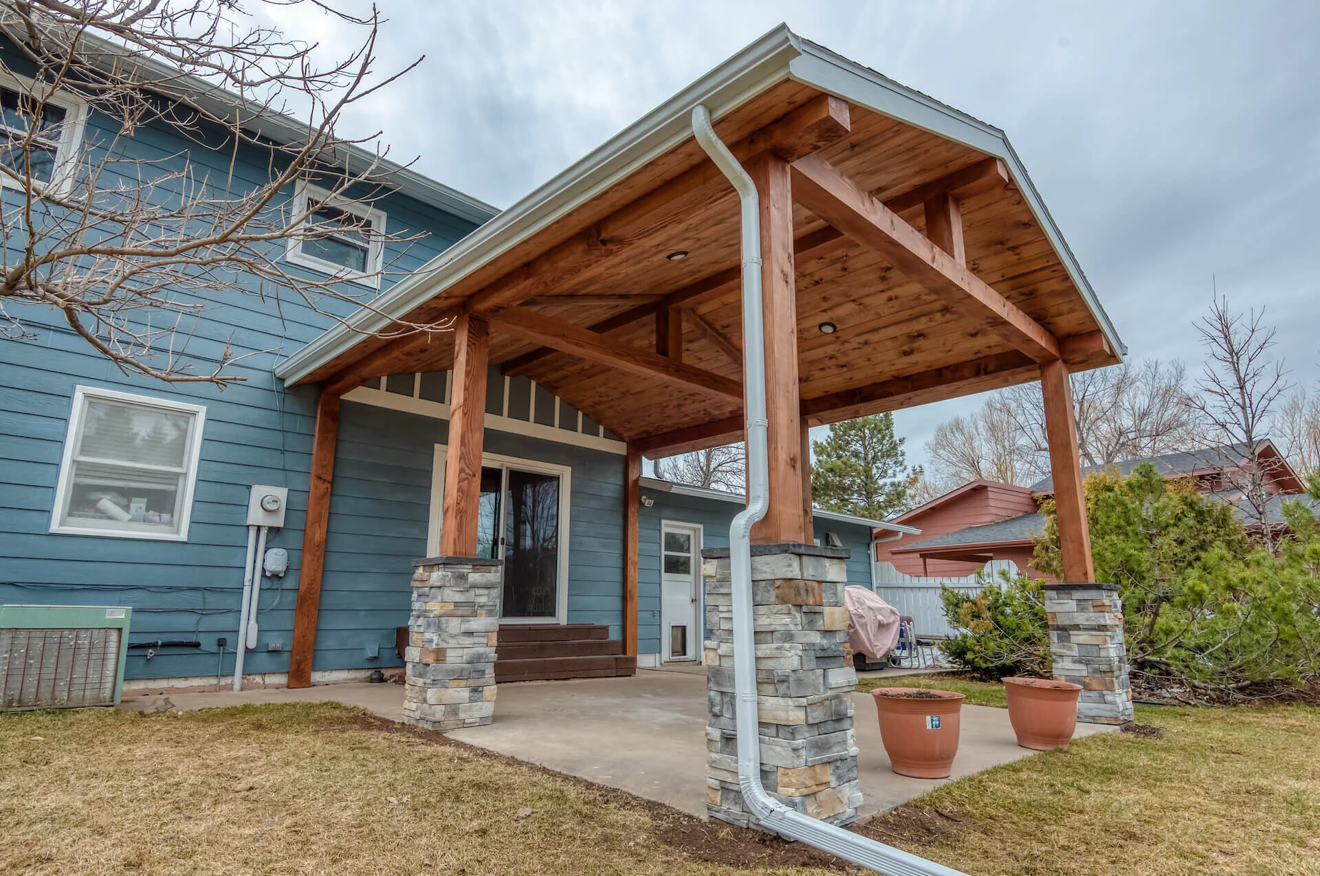 2020-3-30 Oaks Construction Back Patio Builders FirstSource Compressed 8.jpg