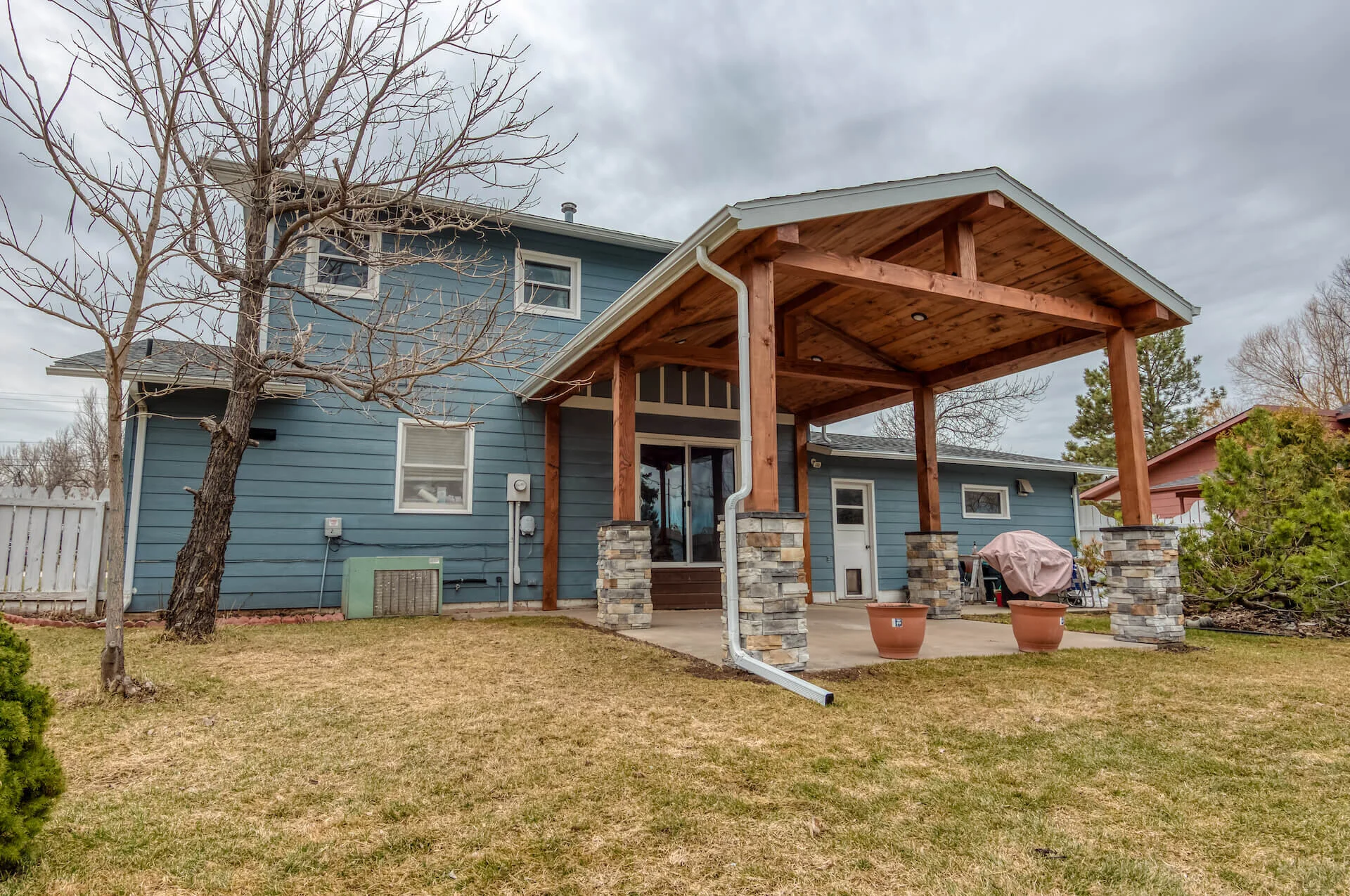 2020-3-30 Oaks Construction Back Patio Builders FirstSource Compressed 7.jpg