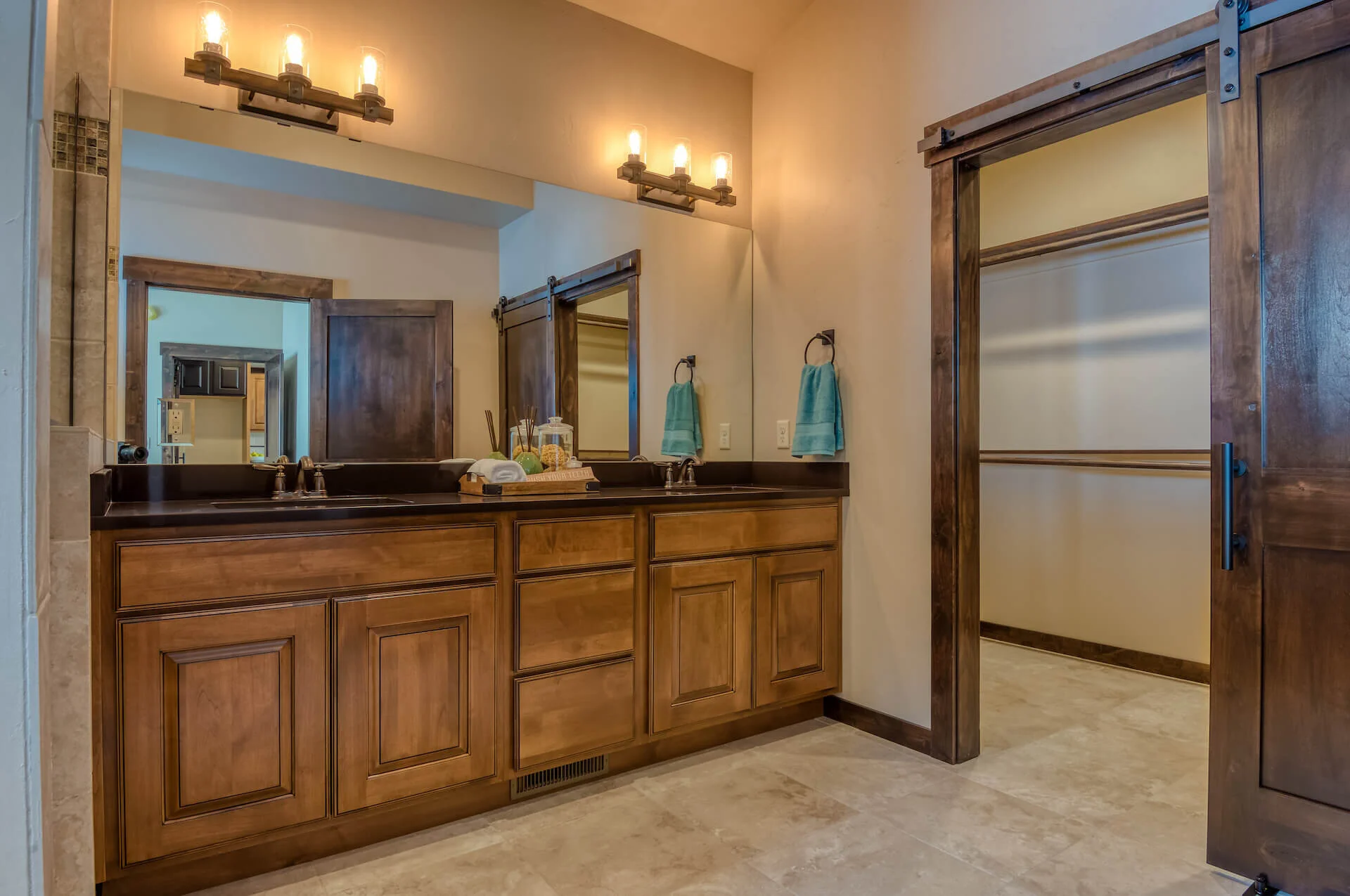 2020-3-30 Rae Marie Homes Builders FirstSource Compressed 17.jpg