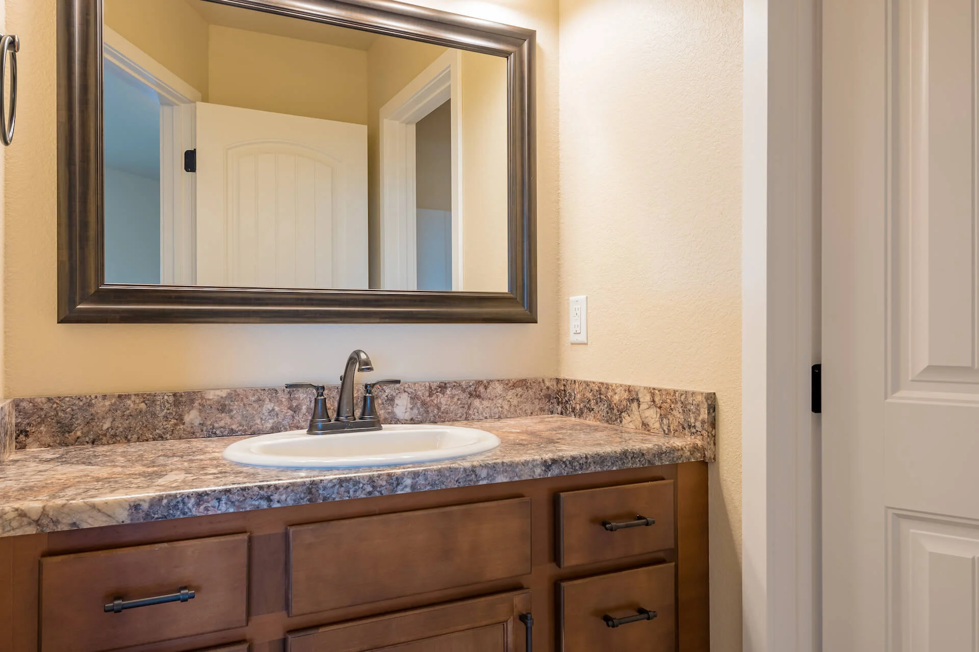 2020-4-10 Liberty Park Hult Homes Builders FirstSource Rapid City Compressed 10.jpg