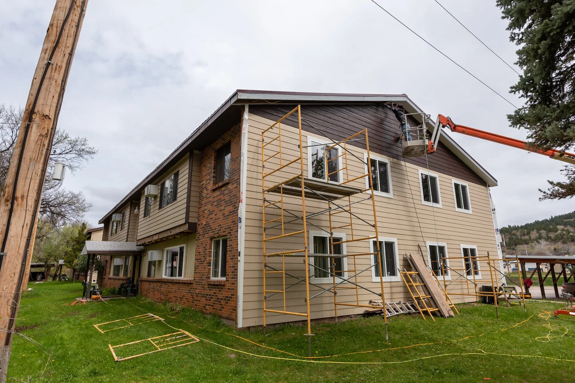2020-5-15 Mosset Construction Apartment Remodel FirstSource Hot Springs Compressed7.jpg