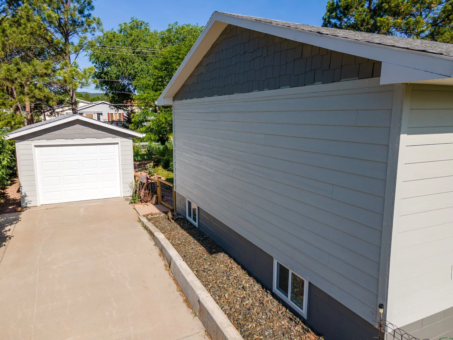 2020-6-30 Builders FirstSource Hot Springs Falcon Construction New Siding Hot Springs Avery Construction Compressed 17.jpg