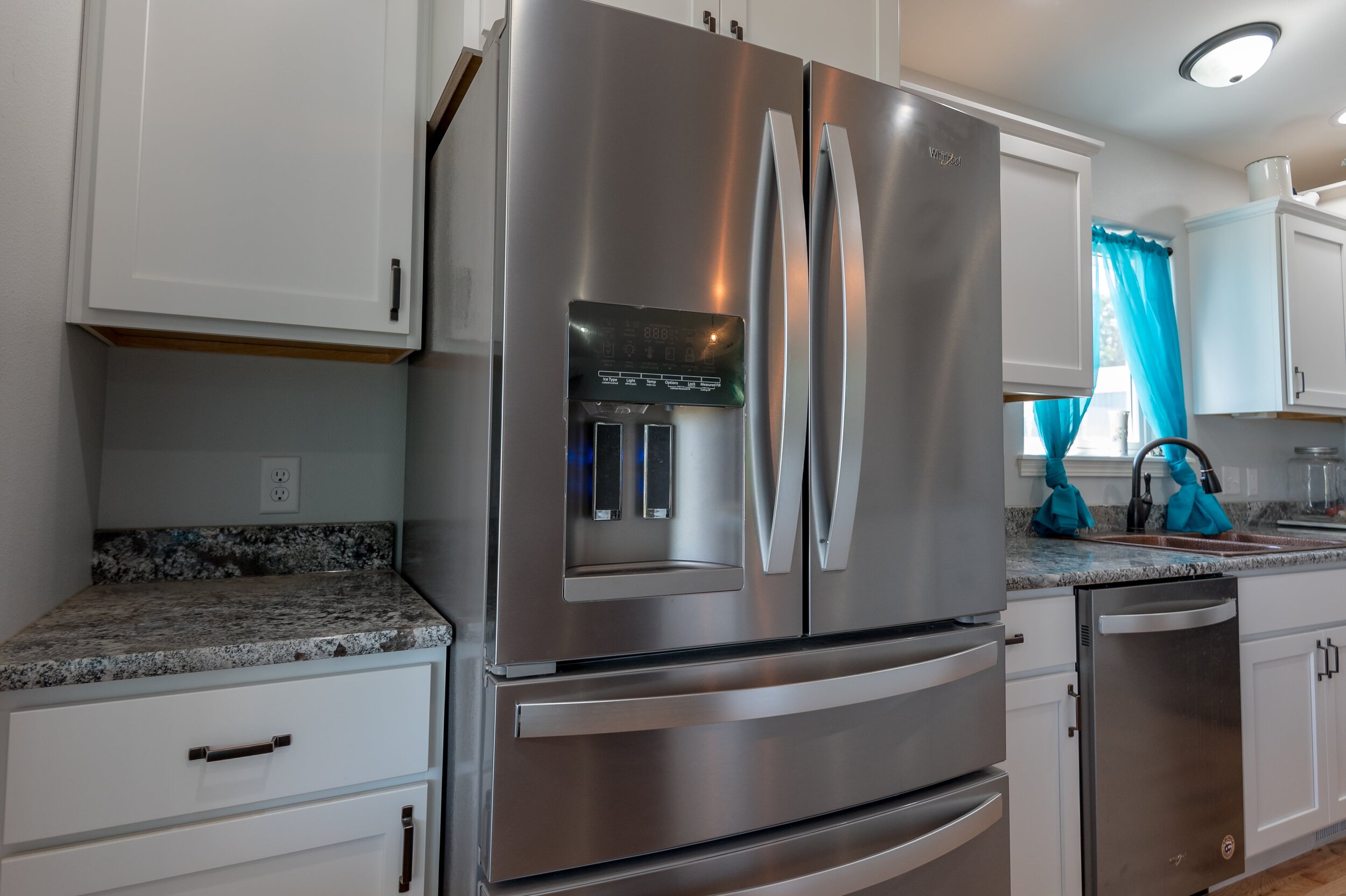 2020-8-4 Spearfish Kitchen Jason Boyd Construction Builders FirstSource Compressed 6.jpg