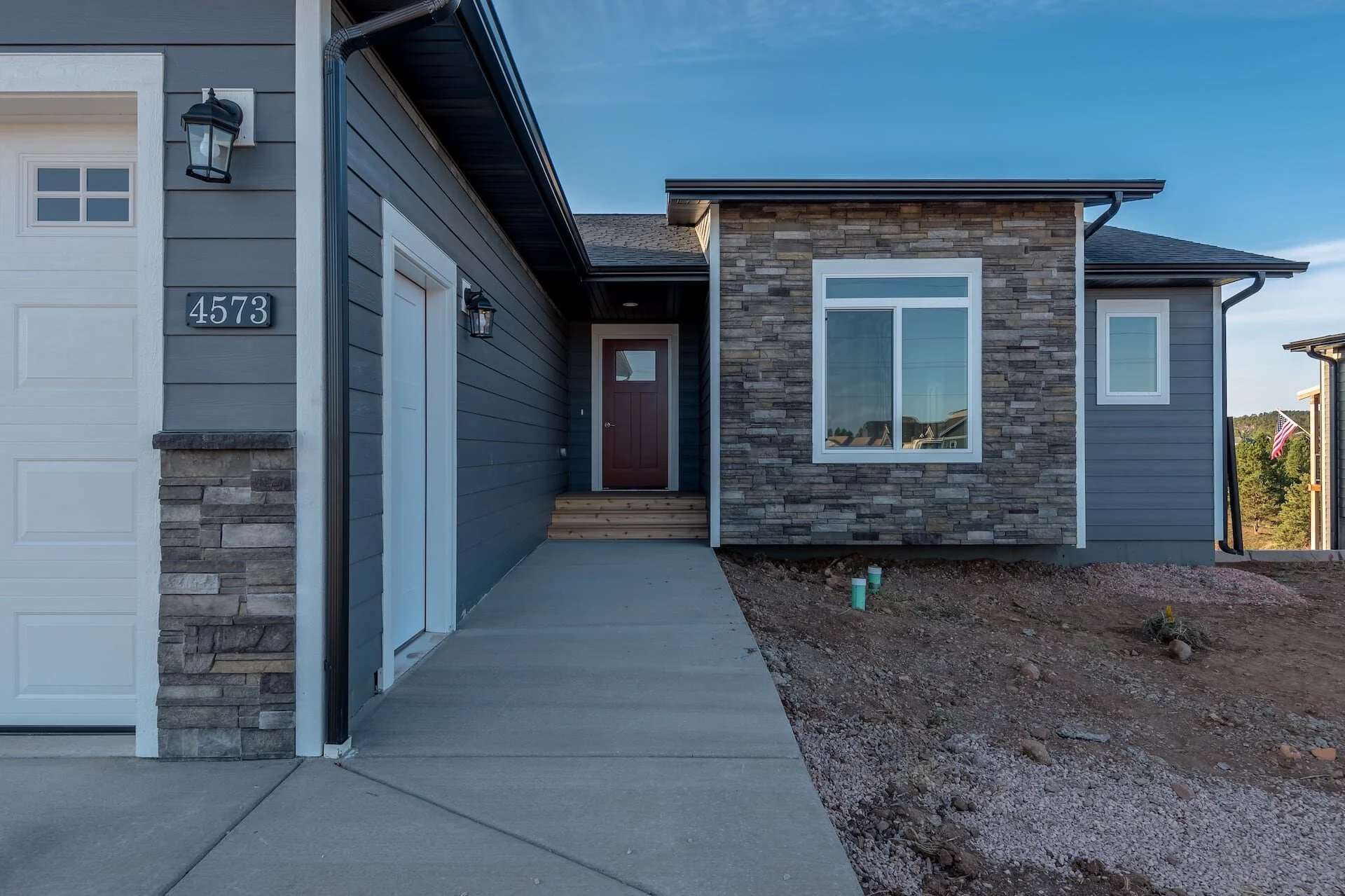 MoveIn Ready Home Overlooking The Golf Club at Red Rock — Builders