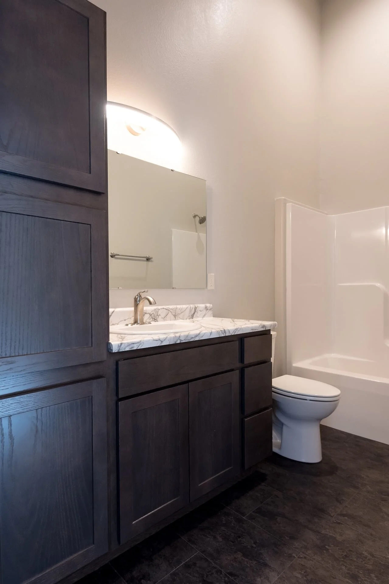 2020-10-27 Delta Construction Michigan St Duplex Spearfish Builders FirstSource Compressed 15.jpg
