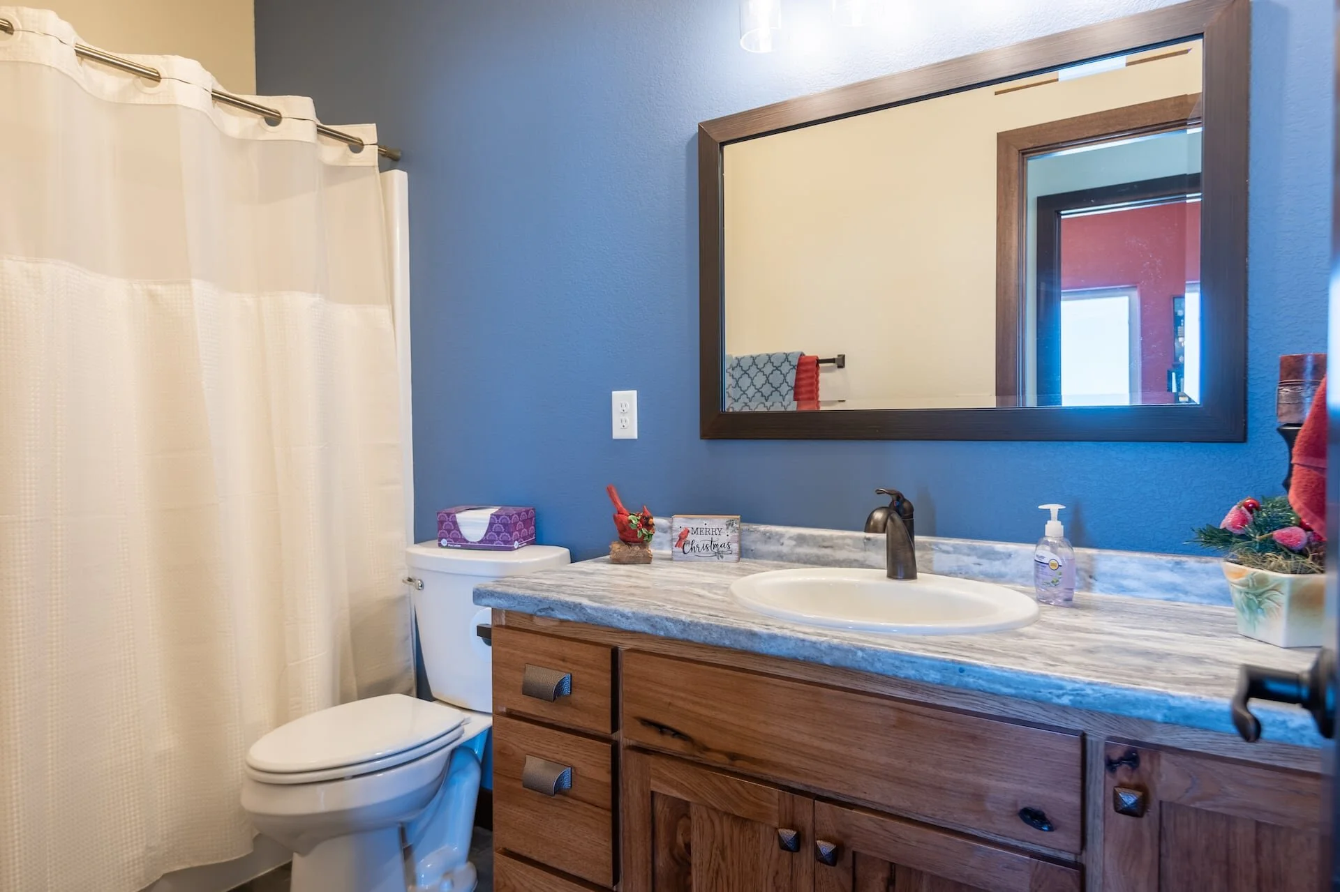 2020-12-15 Boom Construction Custom Home Compressed 31.jpg