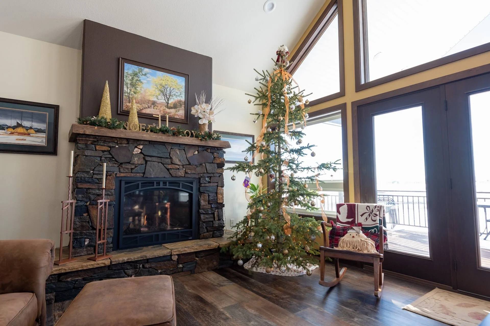 2020-12-15 Boom Construction Custom Home Compressed 59.jpg