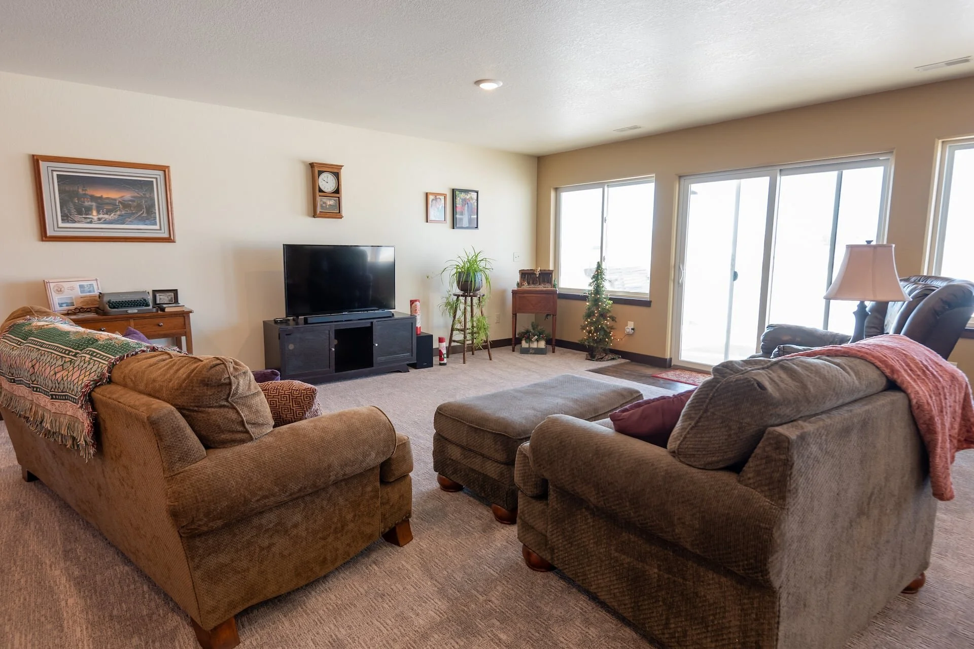 2020-12-15 Boom Construction Custom Home Compressed 42.jpg