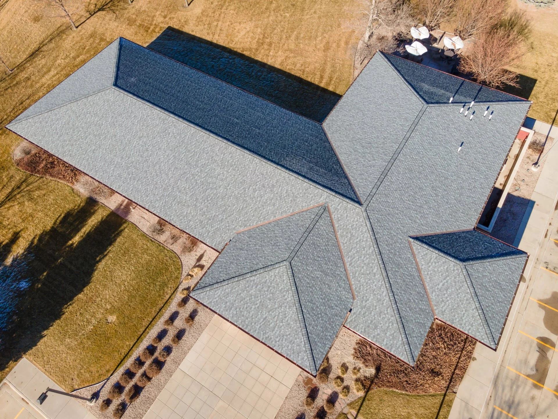 2021-1-10 Diamond Roofing Farm Bureau Credit Services Roof After Photos Compressed 4.jpg