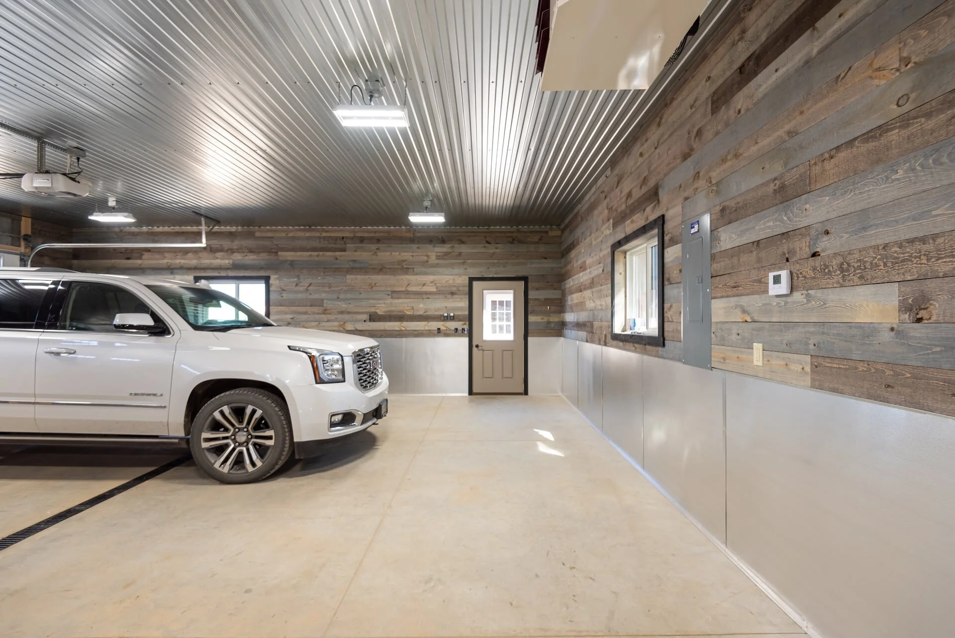 Custom Garage with Rustic Interior in Huron, South Dakota — Builders FirstSource