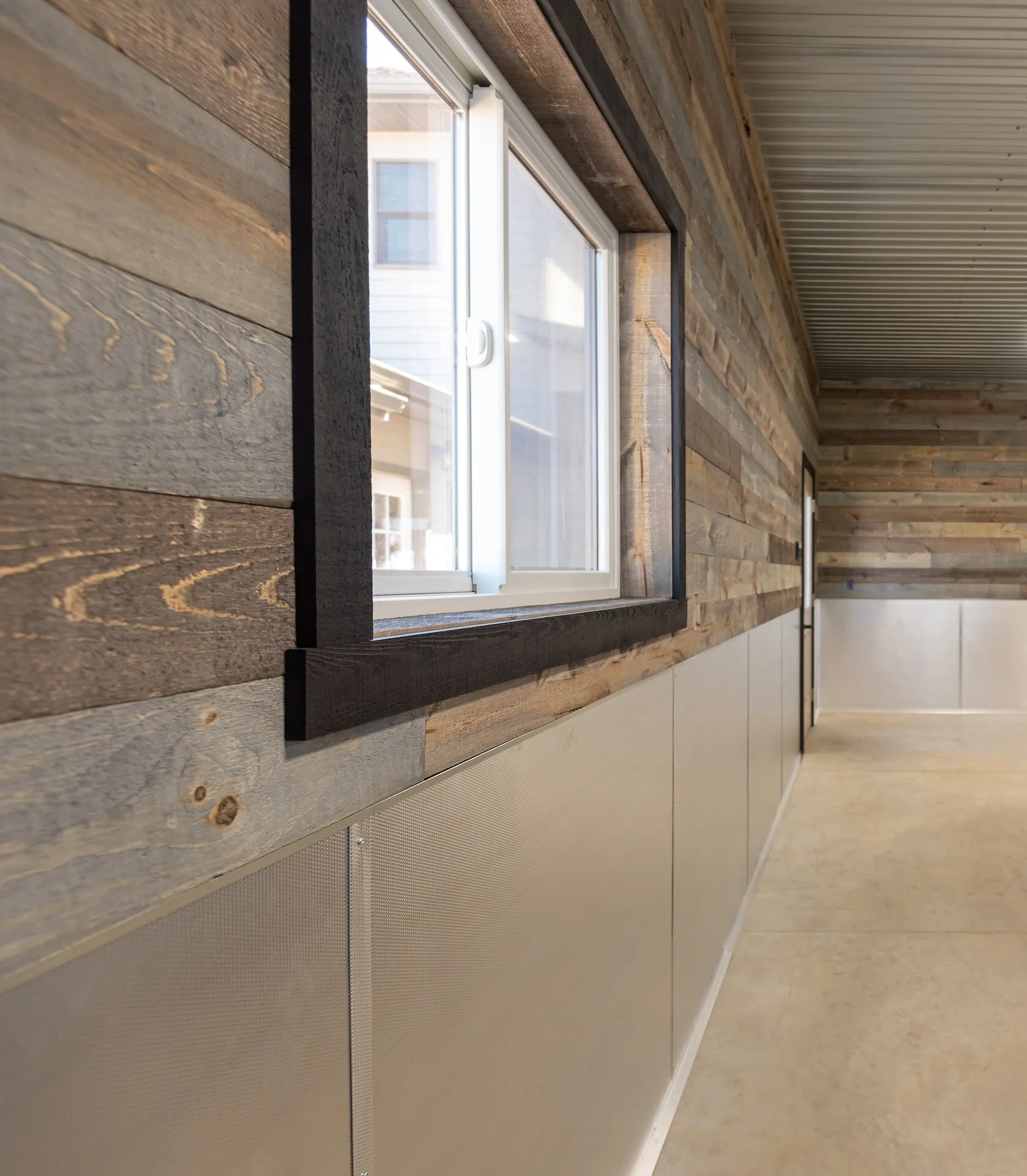 Custom Garage with Rustic Interior in Huron, South Dakota — Builders FirstSource