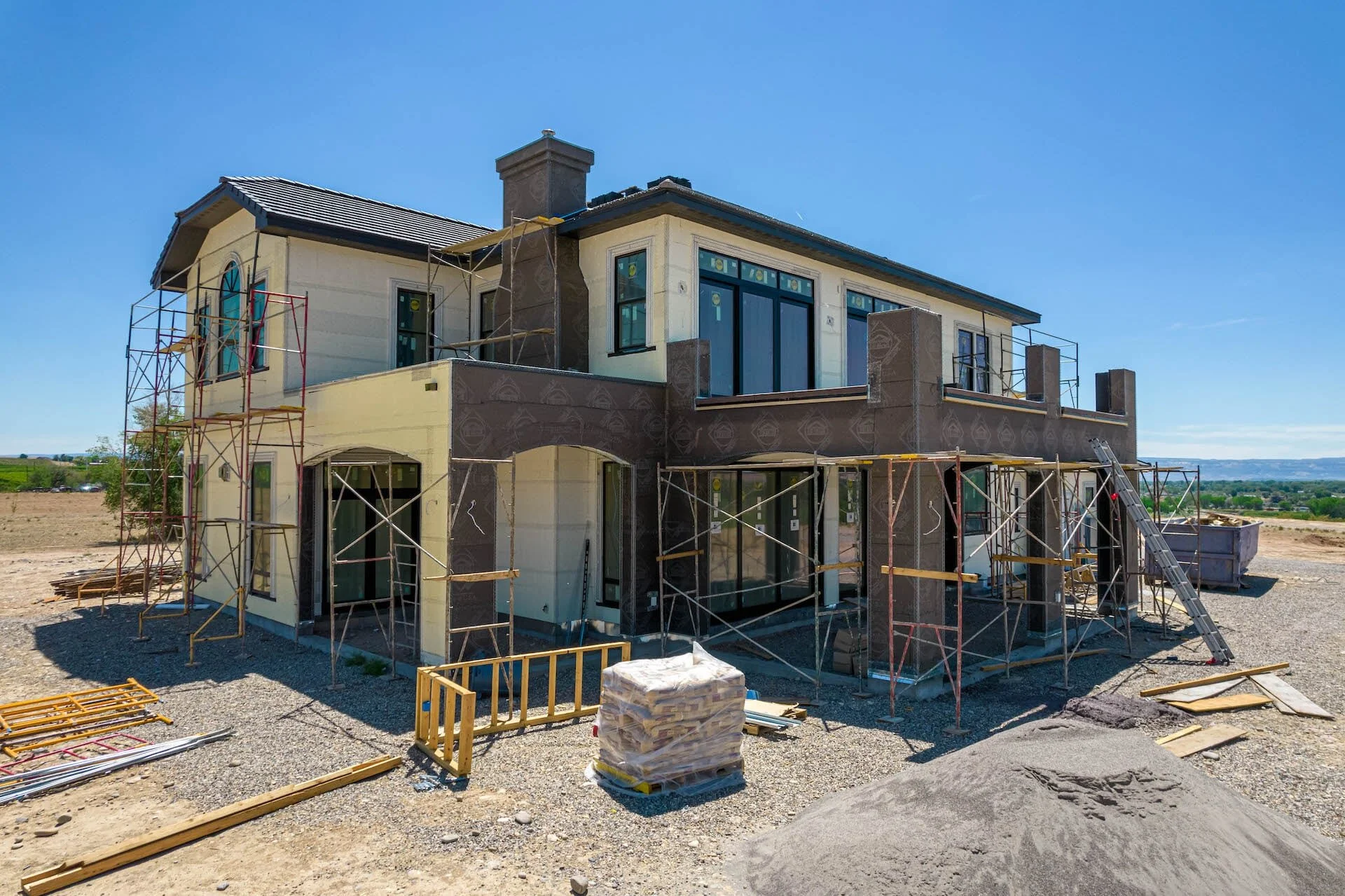 Custom Home Overlooking Vineyards by Conquest Construction — Builders