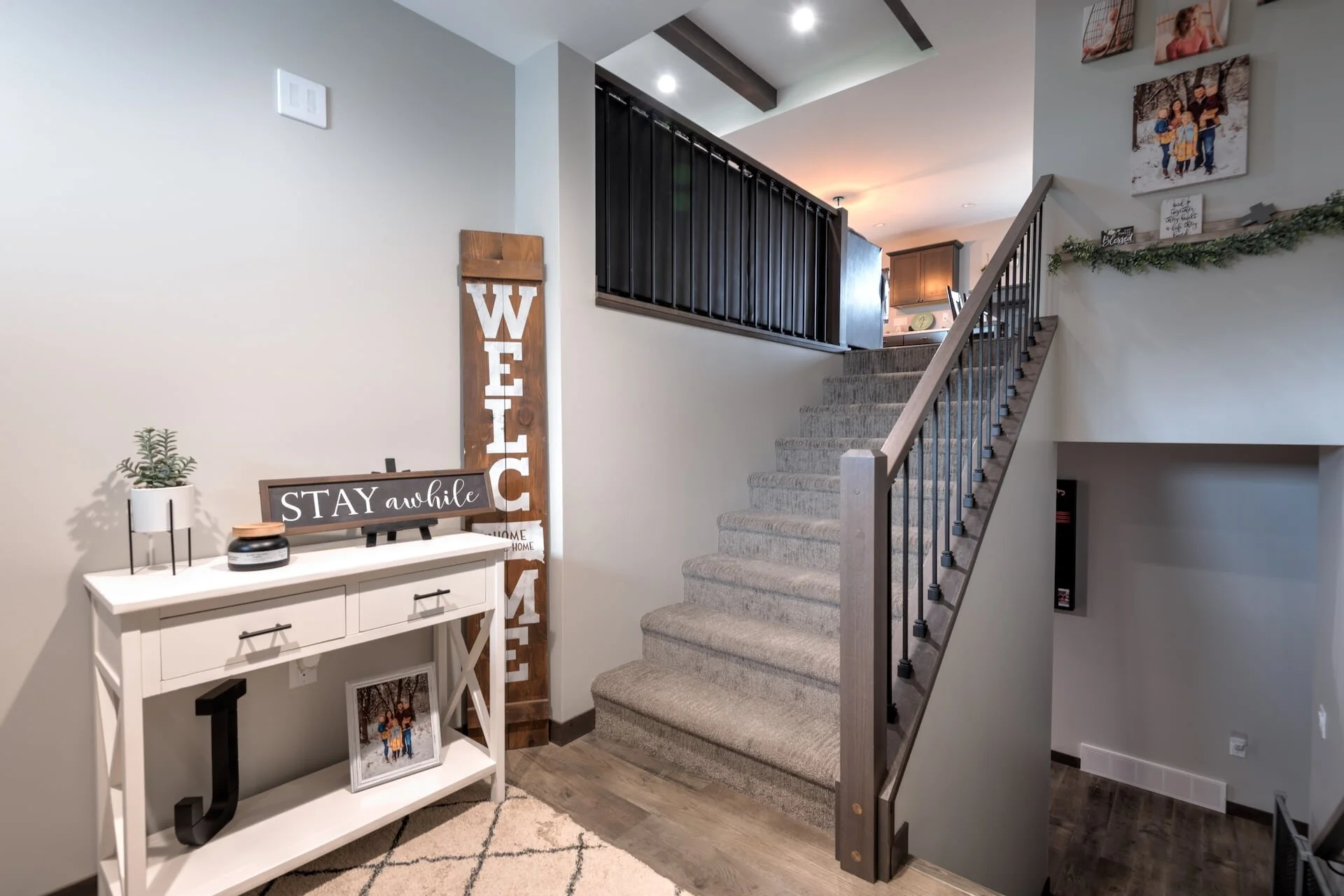 Black and White HeadTurner by Glacier Homes in Aberdeen, SD — Builders