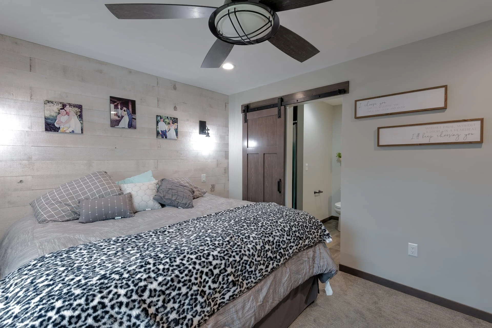 Black and White HeadTurner by Glacier Homes in Aberdeen, SD — Builders