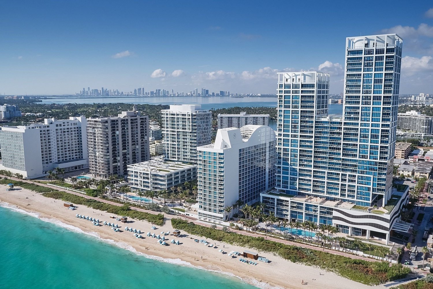 Carillon+Exterior+Beach.jpg